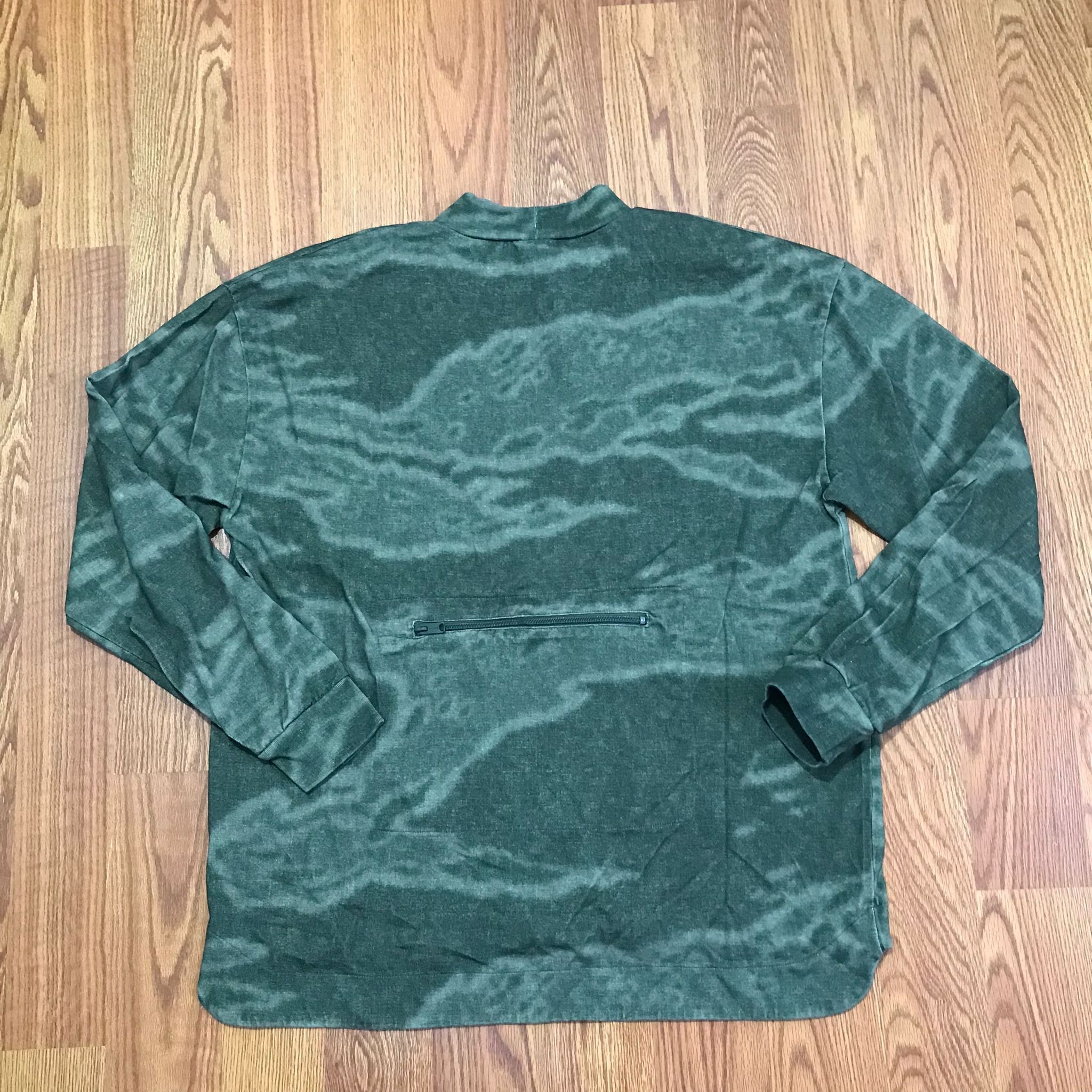Yeezy ml35 yeezy season 3 long sleeve camo Size US M / EU 48-50 / 2 - 3 Thumbnail