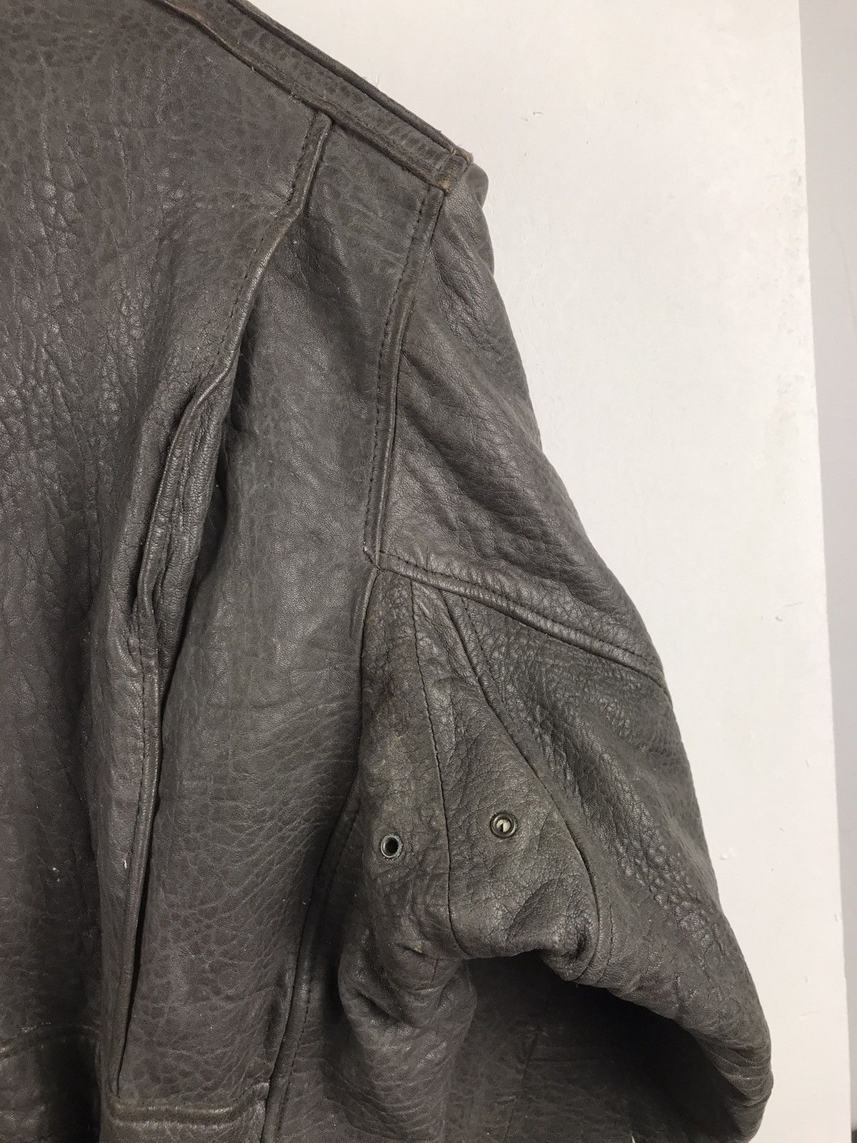 Leather Vintage Bomber Sherpa leather jacket Size US XL / EU 56 / 4 - 13 Thumbnail