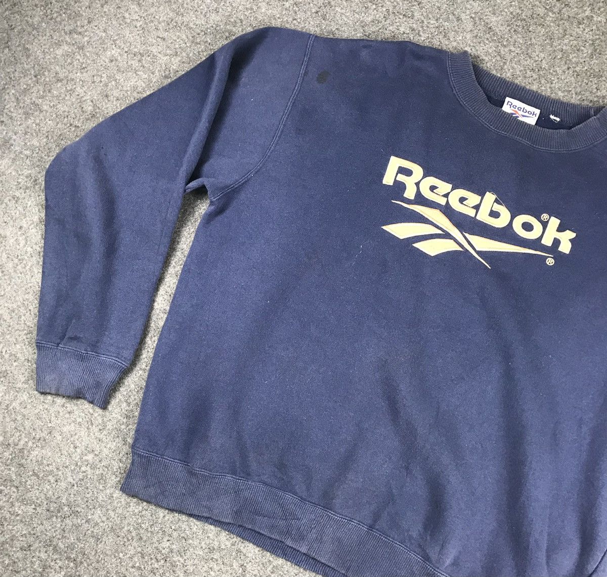 Japanese Brand × Reebok × Vintage 🔥Vintage reebok big logo embriordered sweatshirt🔥 Size US XL / EU 56 / 4 - 6 Thumbnail