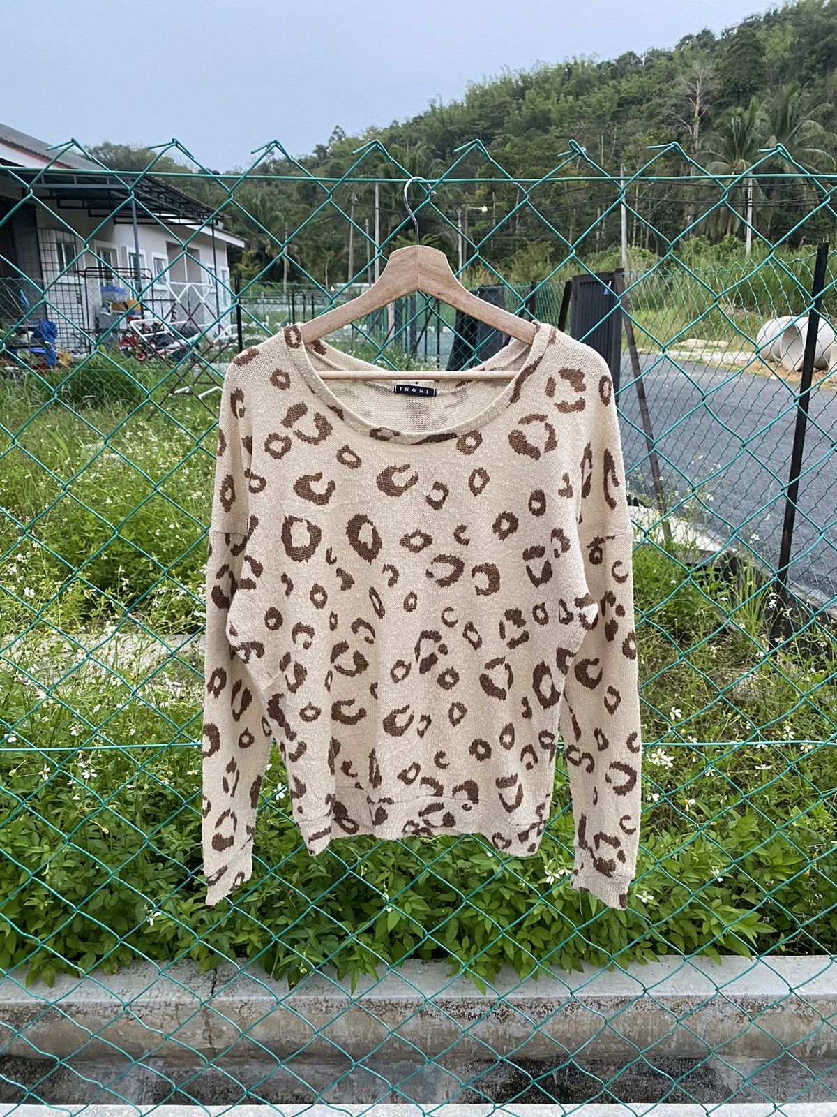 Japanese Brand ⚡️Steals⚡️ Vintage INGNI Leopard Mohair Sweater Size M / US 6-8 / IT 42-44 - 2 Thumbnail