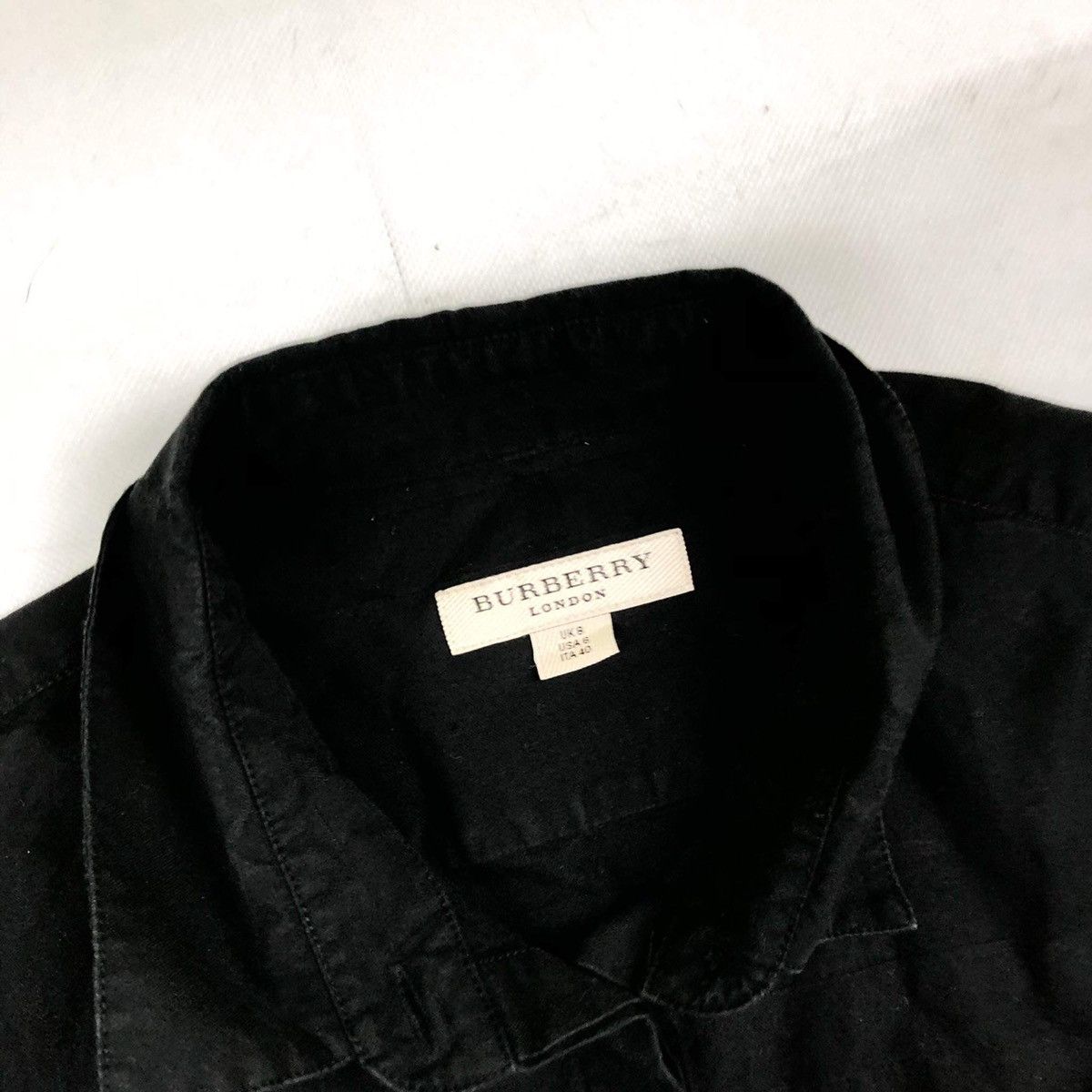 Burberry Burberry shirt black t-shirt Size US S / EU 44-46 / 1 - 1 Thumbnail