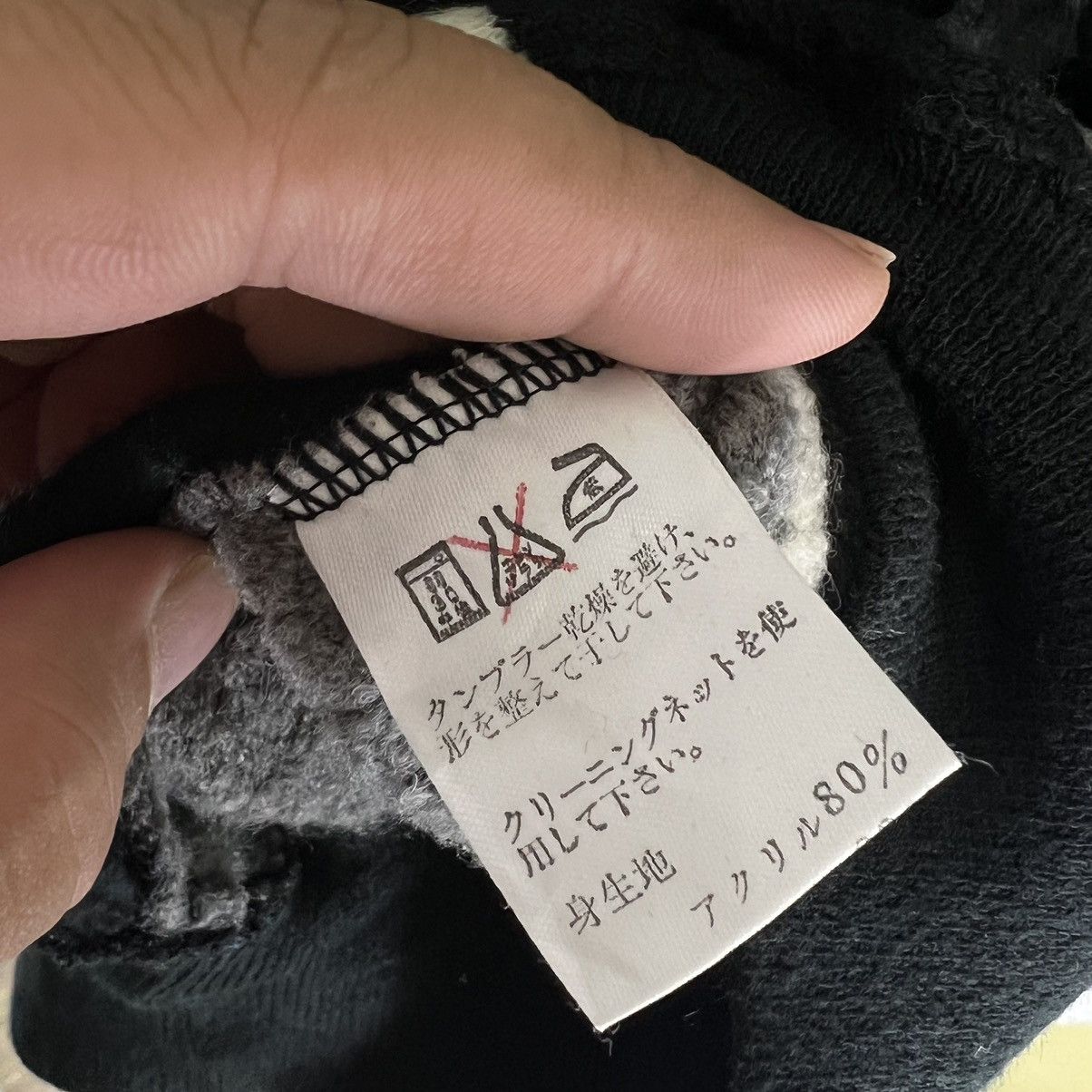 Japanese Brand VINTAGE RUDOLPH VALENTINO COLLAR SWEATSHIRT BIG LOGO Size US L / EU 52-54 / 3 - 10 Thumbnail