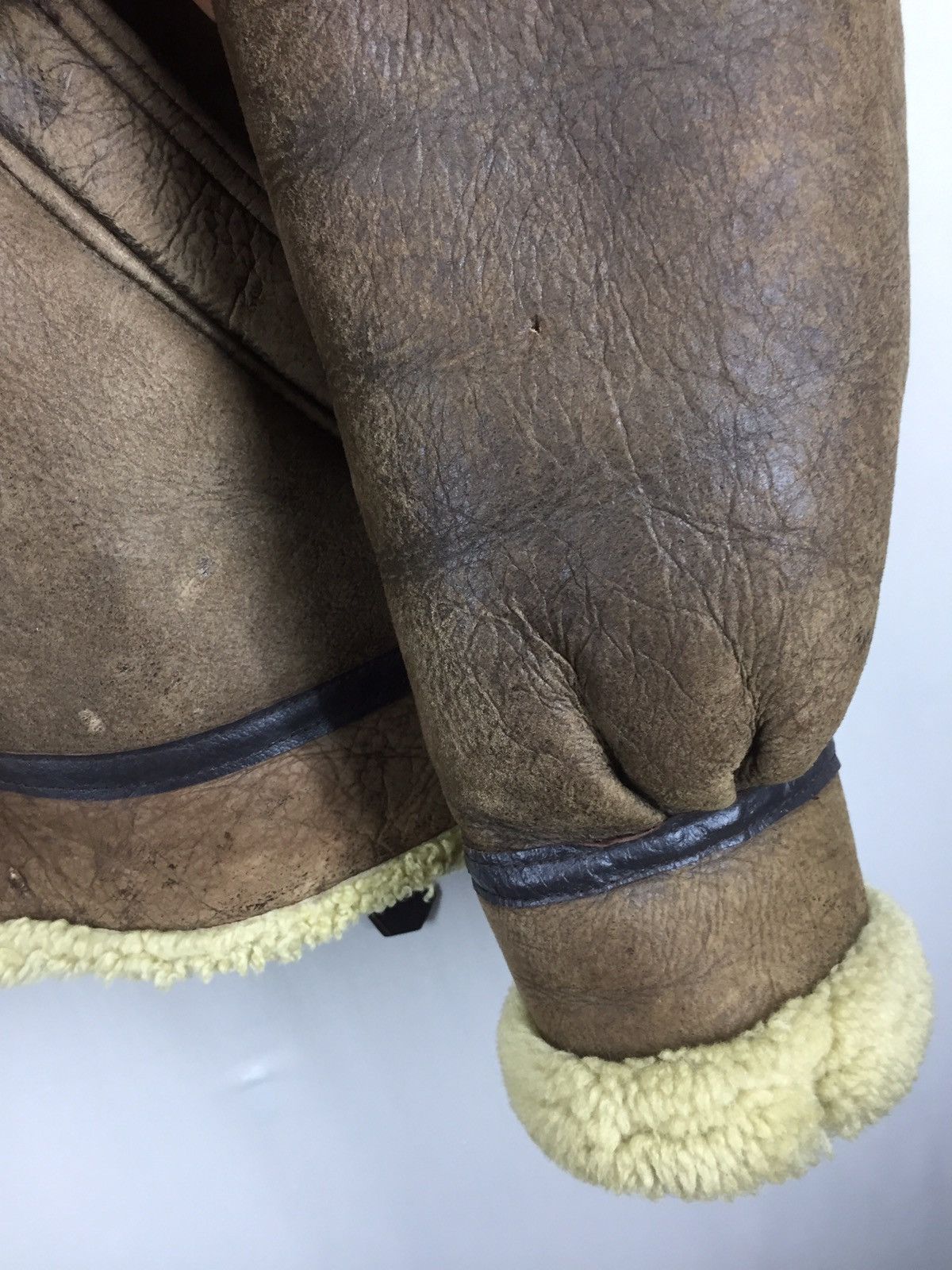 Avirex TYPE B3 AVIREX SHEEPSKIN SHERLING JACKET Size US XL / EU 56 / 4 - 12 Thumbnail