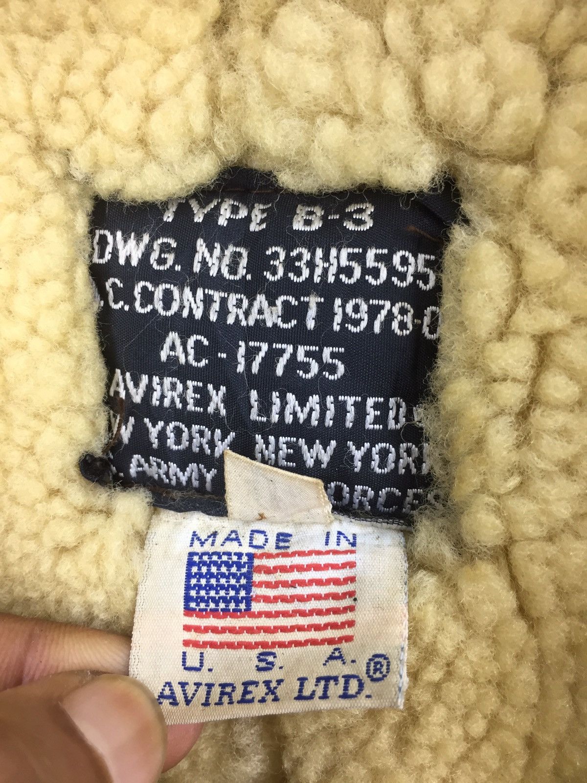 Avirex TYPE B3 AVIREX SHEEPSKIN SHERLING JACKET Size US XL / EU 56 / 4 - 7 Thumbnail