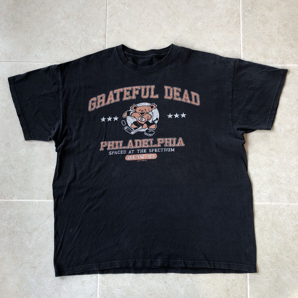 Band Tees Vintage 2011 Grateful Dead T Shirt Size US XL / EU 56 / 4 - 2 Thumbnail
