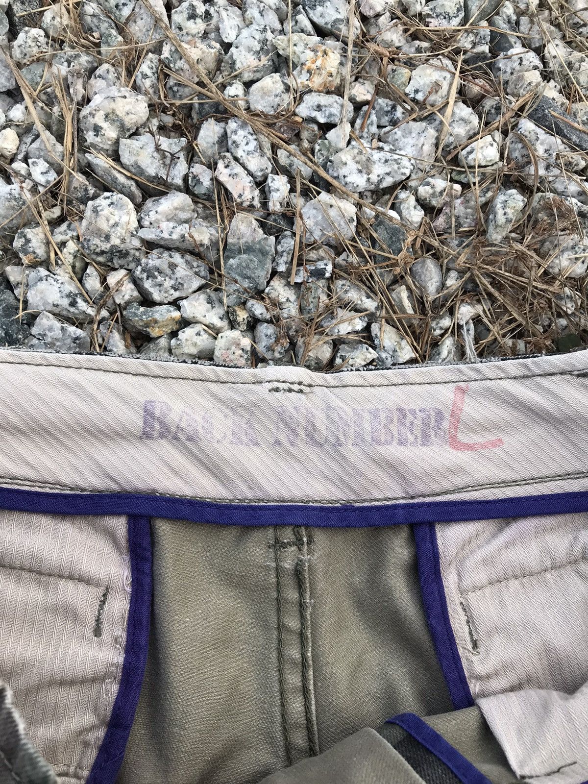 Vintage Distressed Back Number Camo Cargo Pants Size US 37 - 14 Thumbnail