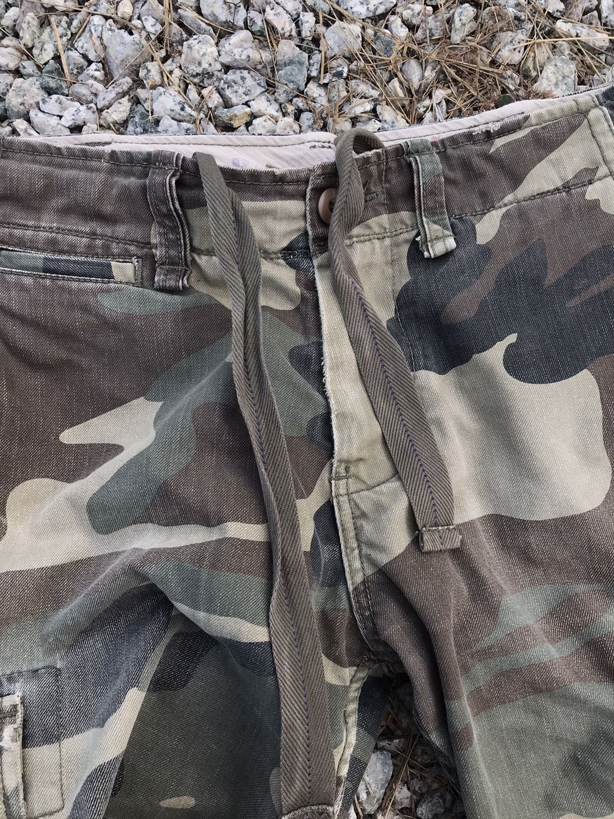 Vintage Distressed Back Number Camo Cargo Pants Size US 37 - 12 Thumbnail