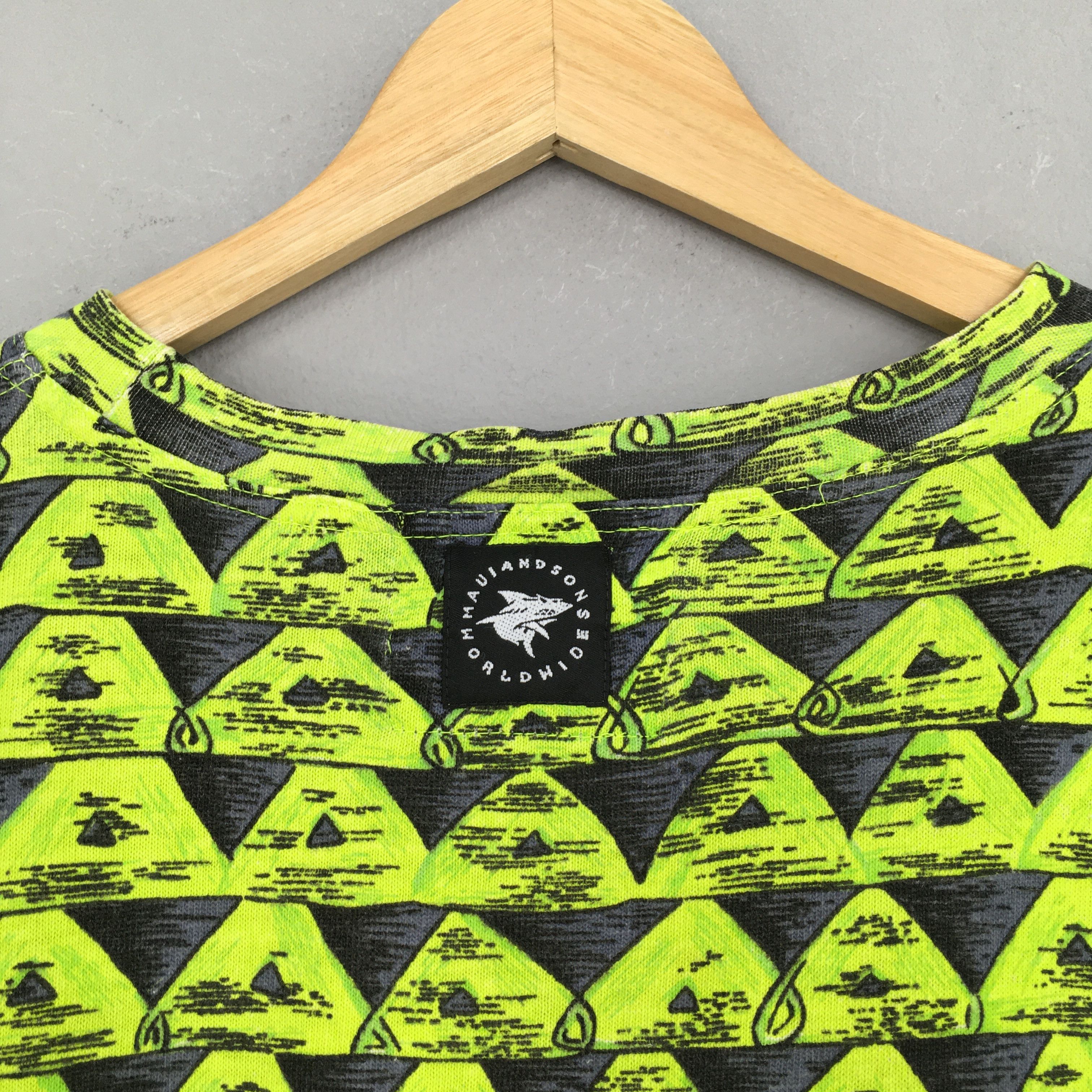 Maui and Sons × Vintage Vintage Maui & Sons Surfer Wave Abstract Neon T shirt XLarge Size US XL / EU 56 / 4 - 7 Thumbnail