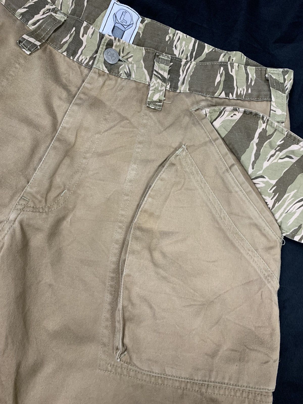 Japanese Brand M&M performance hybrid tiger stripe cargo pants Size US 33 - 7 Thumbnail