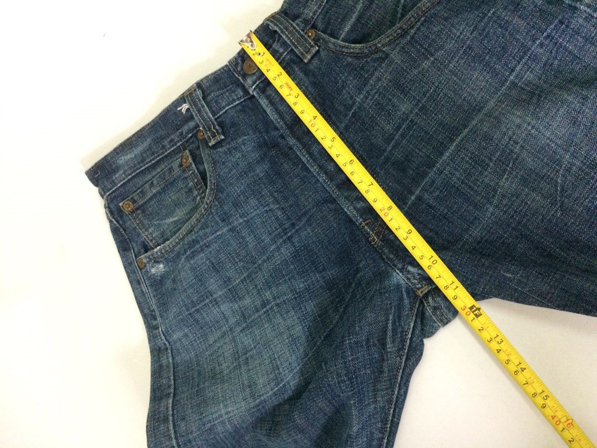 Levi's Vintage Clothing 🔥Vintage Levi’s 501 Distressed design jeans pants Size US 30 / EU 46 - 15 Thumbnail