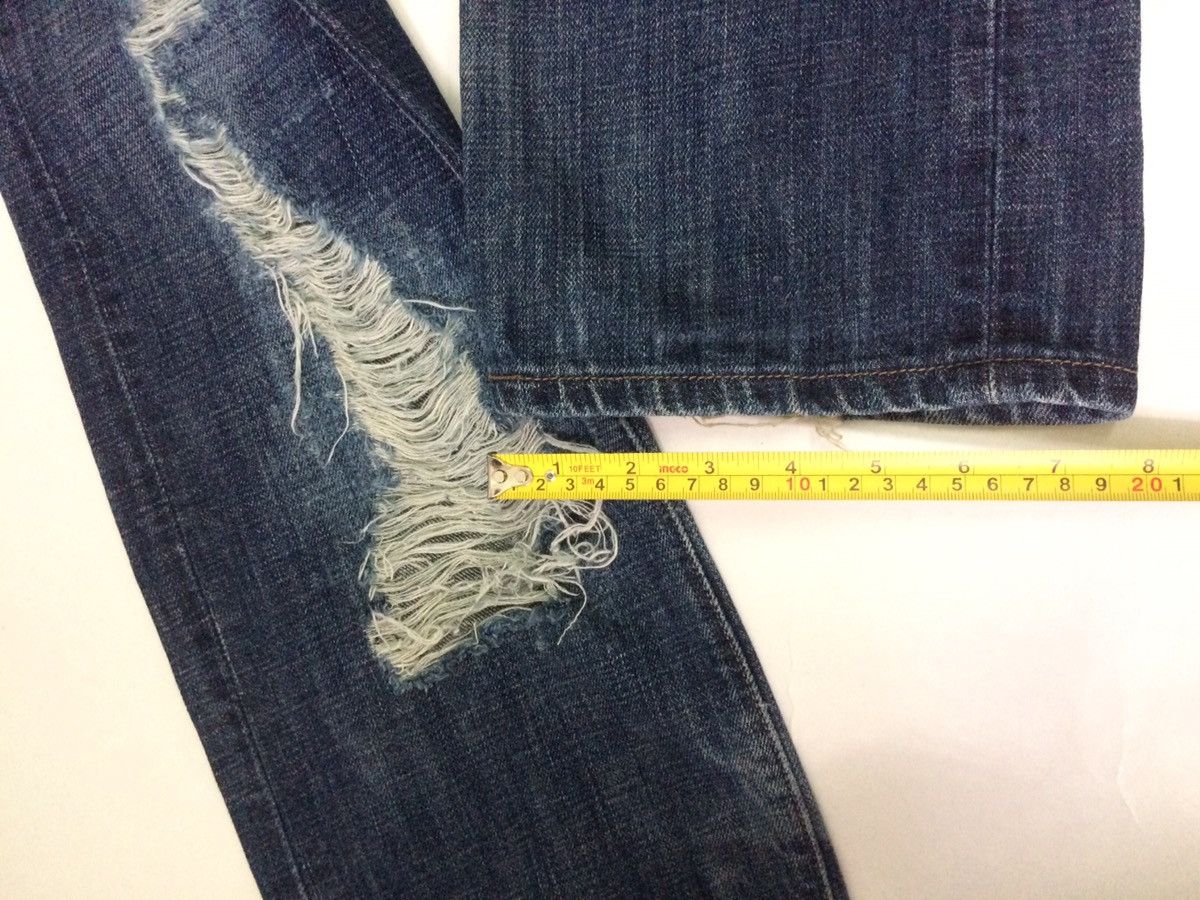 Levi's Vintage Clothing 🔥Vintage Levi’s 501 Distressed design jeans pants Size US 30 / EU 46 - 17 Thumbnail