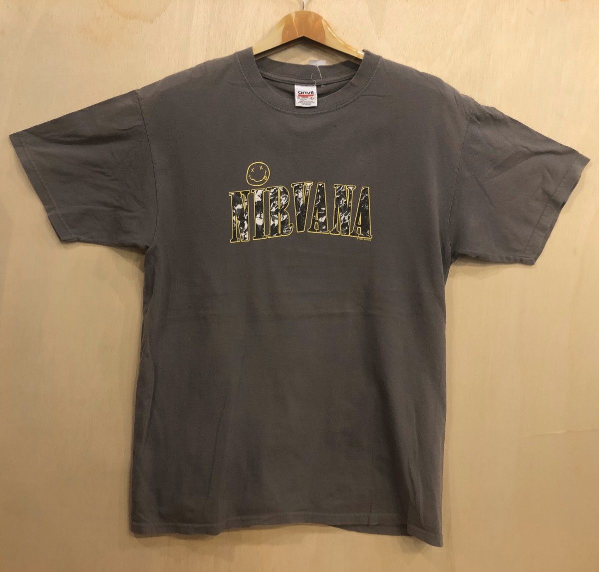 image of Kurt Cobain x Nirvana Vintage Nirvana 90's in Grey, Men's (Size Large)