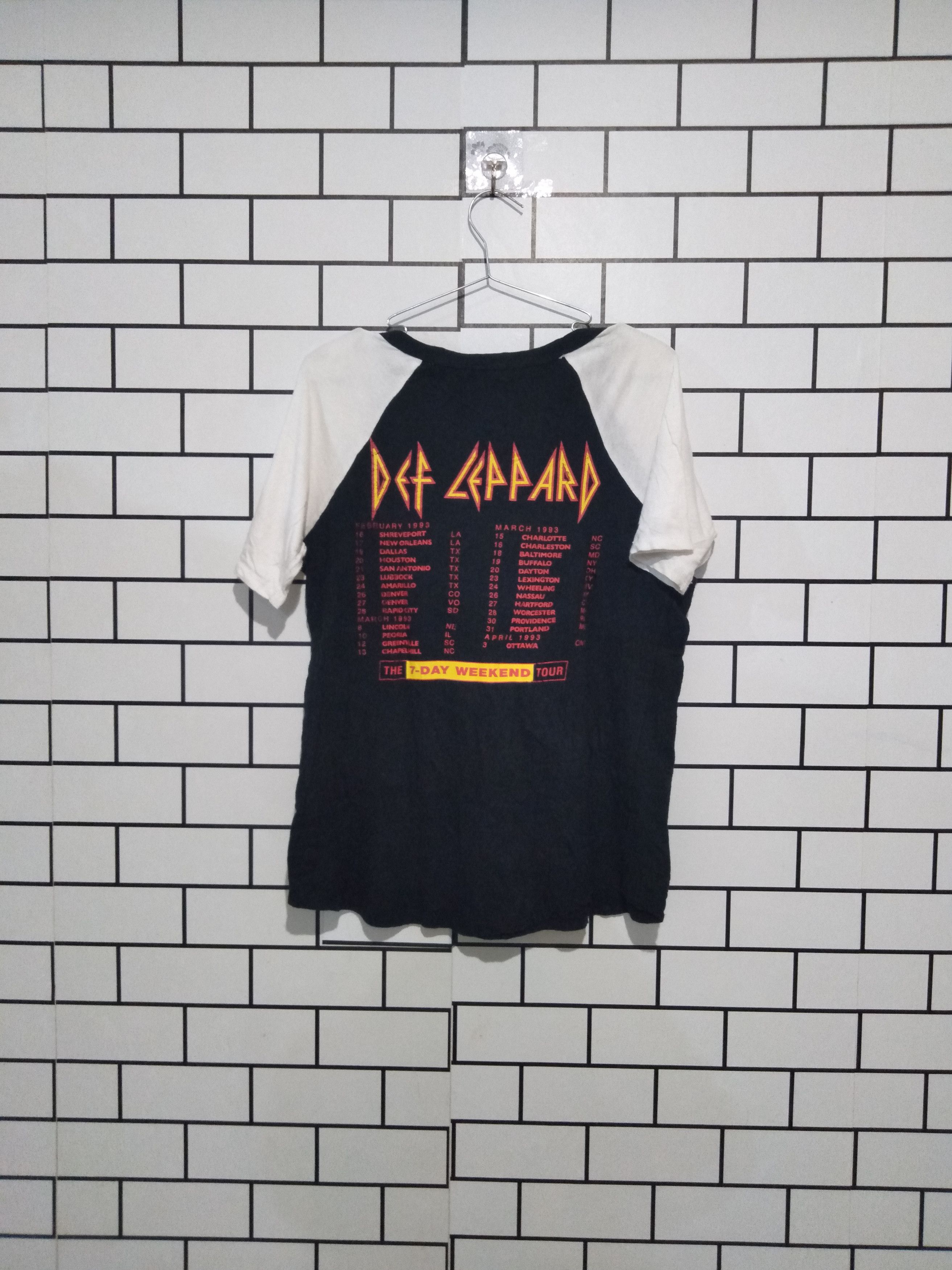 Band Tees def leppard vd1 Size US L / EU 52-54 / 3 - 4 Thumbnail