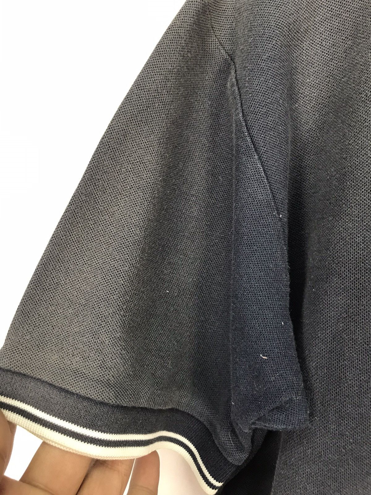 Burberry Burberry black label distressed polos sweatshirt Size US M / EU 48-50 / 2 - 8 Thumbnail