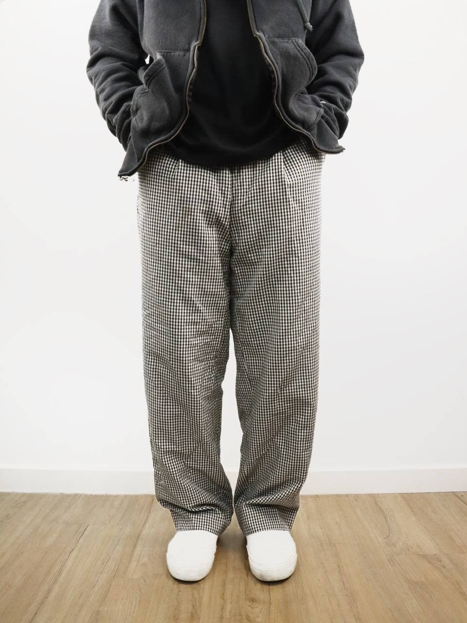 Issey Miyake 80's ISSEY MIYAKE MEN Checkered Baggy Front Pleated Pant Size US 29 - 7 Thumbnail
