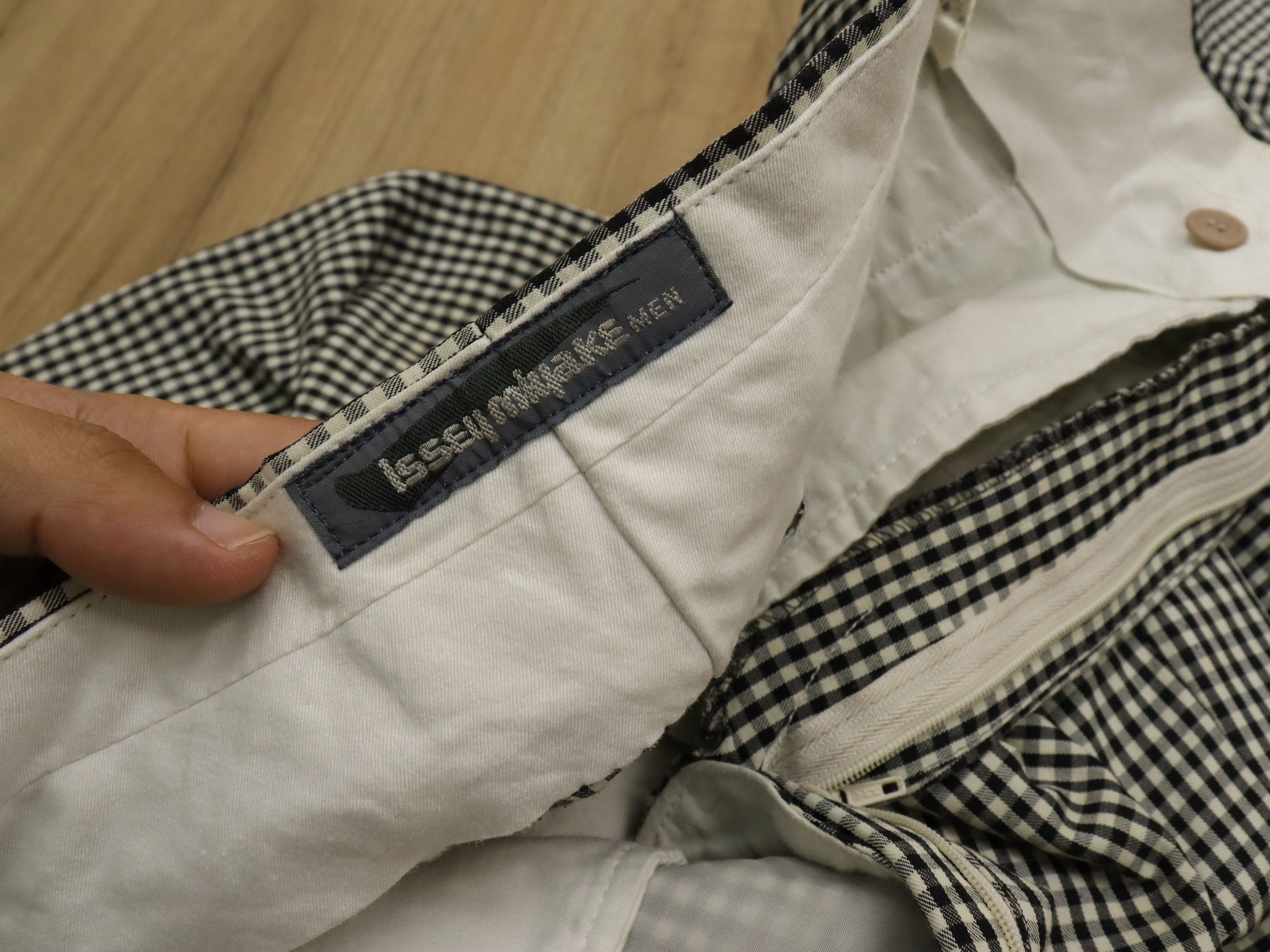 Issey Miyake 80's ISSEY MIYAKE MEN Checkered Baggy Front Pleated Pant Size US 29 - 21 Thumbnail
