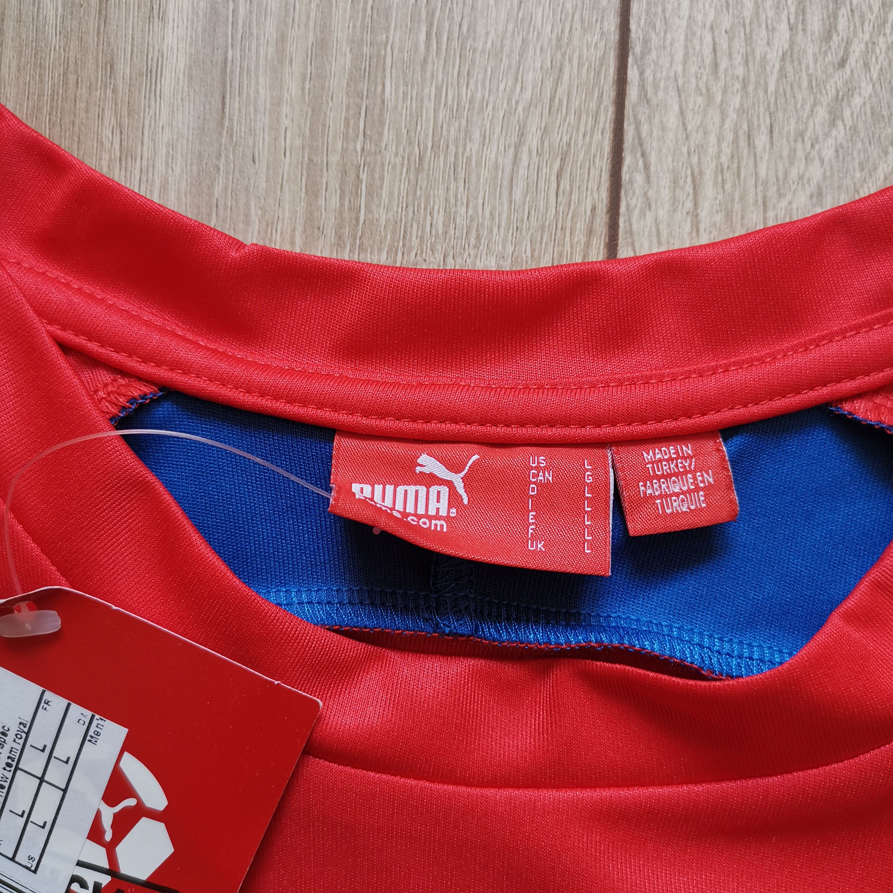 Puma Puma Czech Republic BNWT home soccer jersey shirt Size US L / EU 52-54 / 3 - 2 Thumbnail