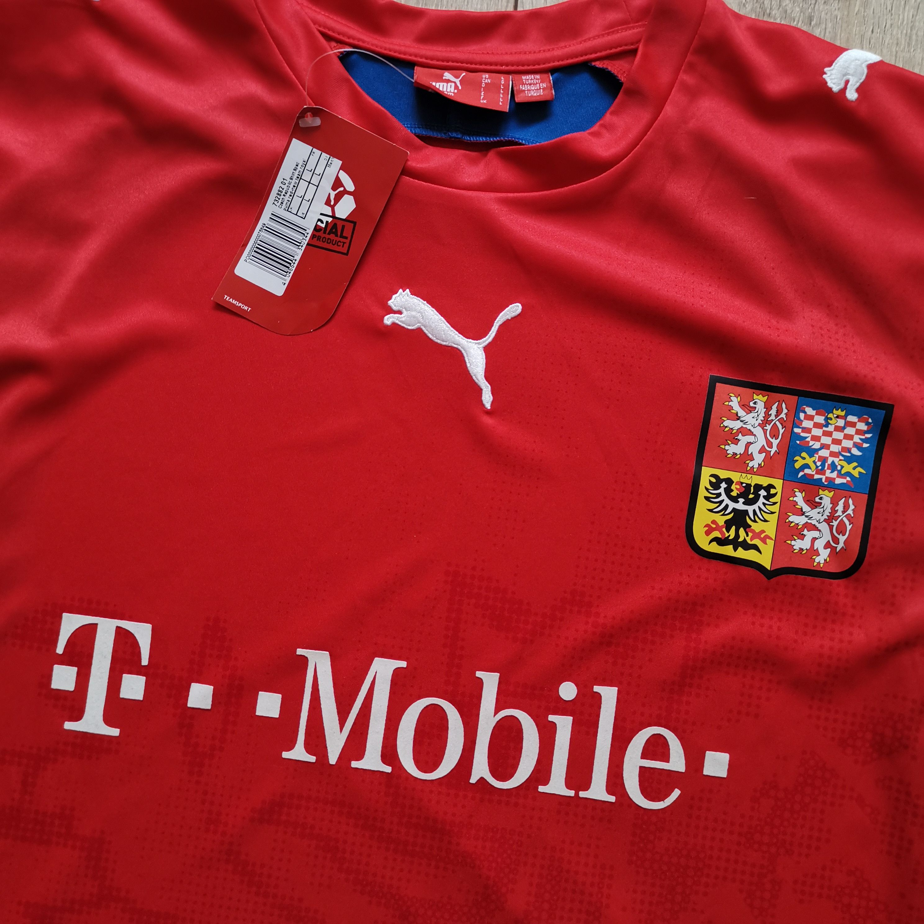 Puma Puma Czech Republic BNWT home soccer jersey shirt Size US L / EU 52-54 / 3 - 3 Thumbnail
