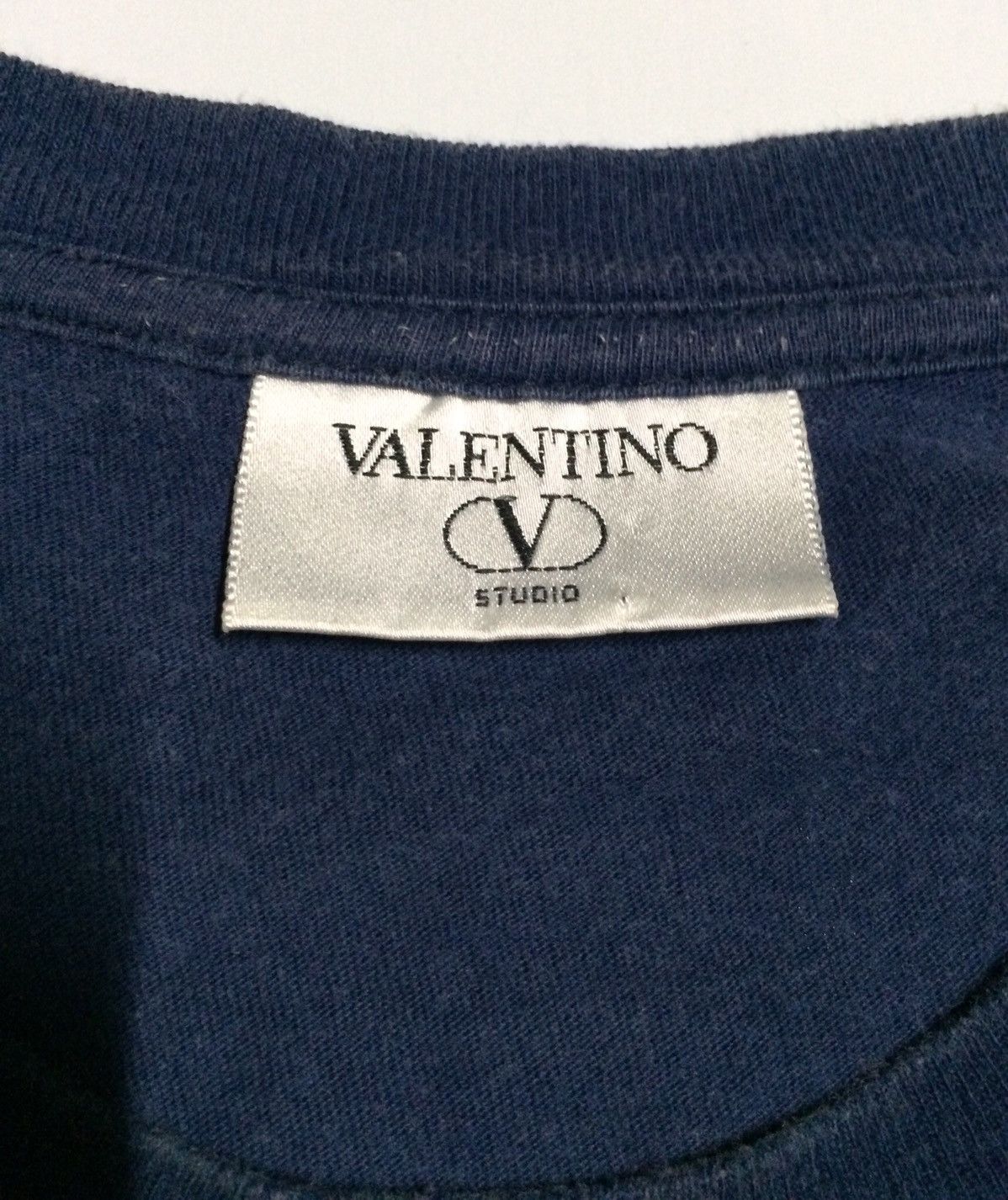 Valentino × Vintage Made In Italy Valentino Studio Vintage Tee Size US M / EU 48-50 / 2 - 3 Thumbnail