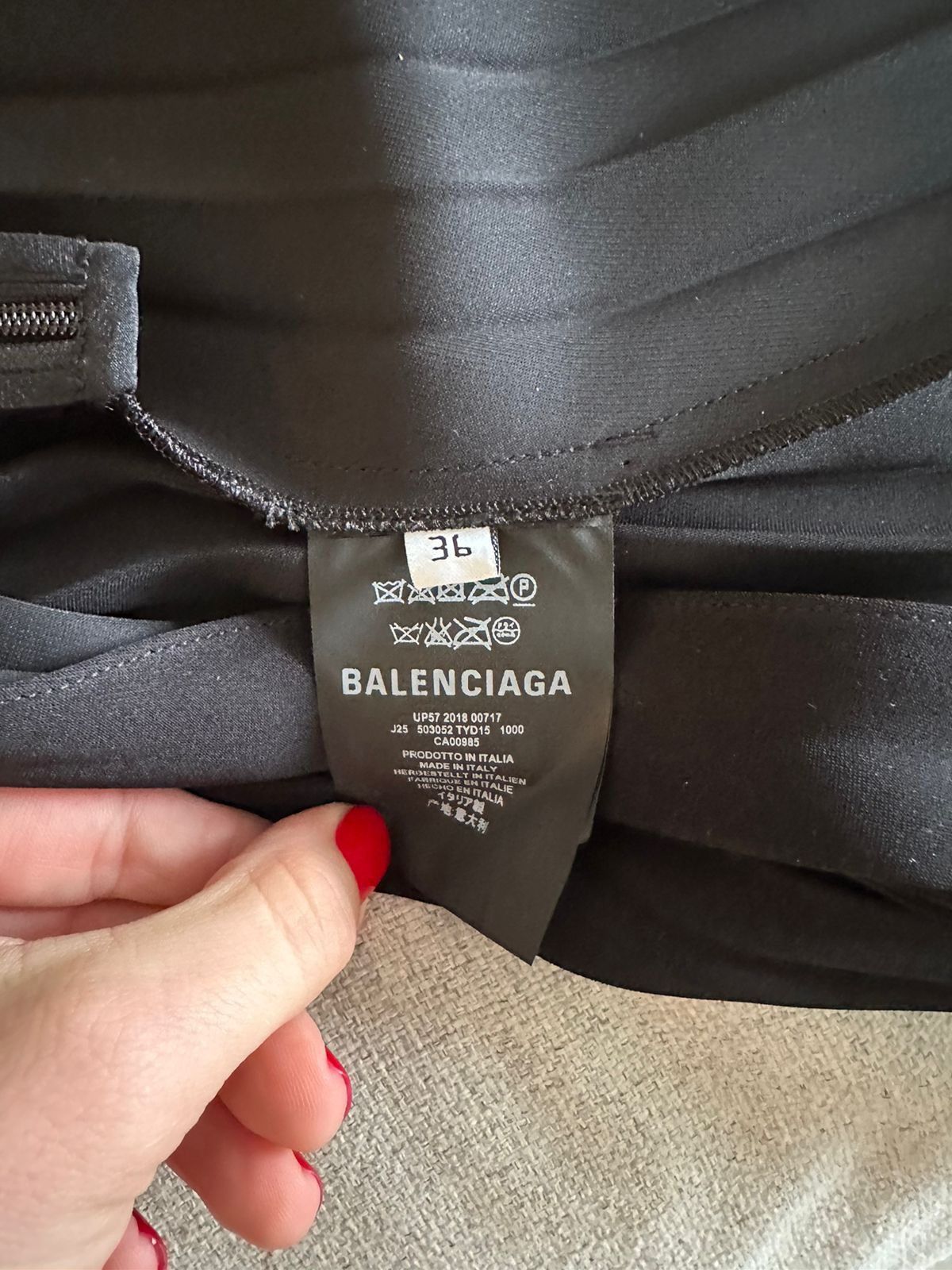 Balenciaga Balenciaga Logo Pleated Kilt Skirt Size 25" / US 0 / IT 36 - 6 Thumbnail
