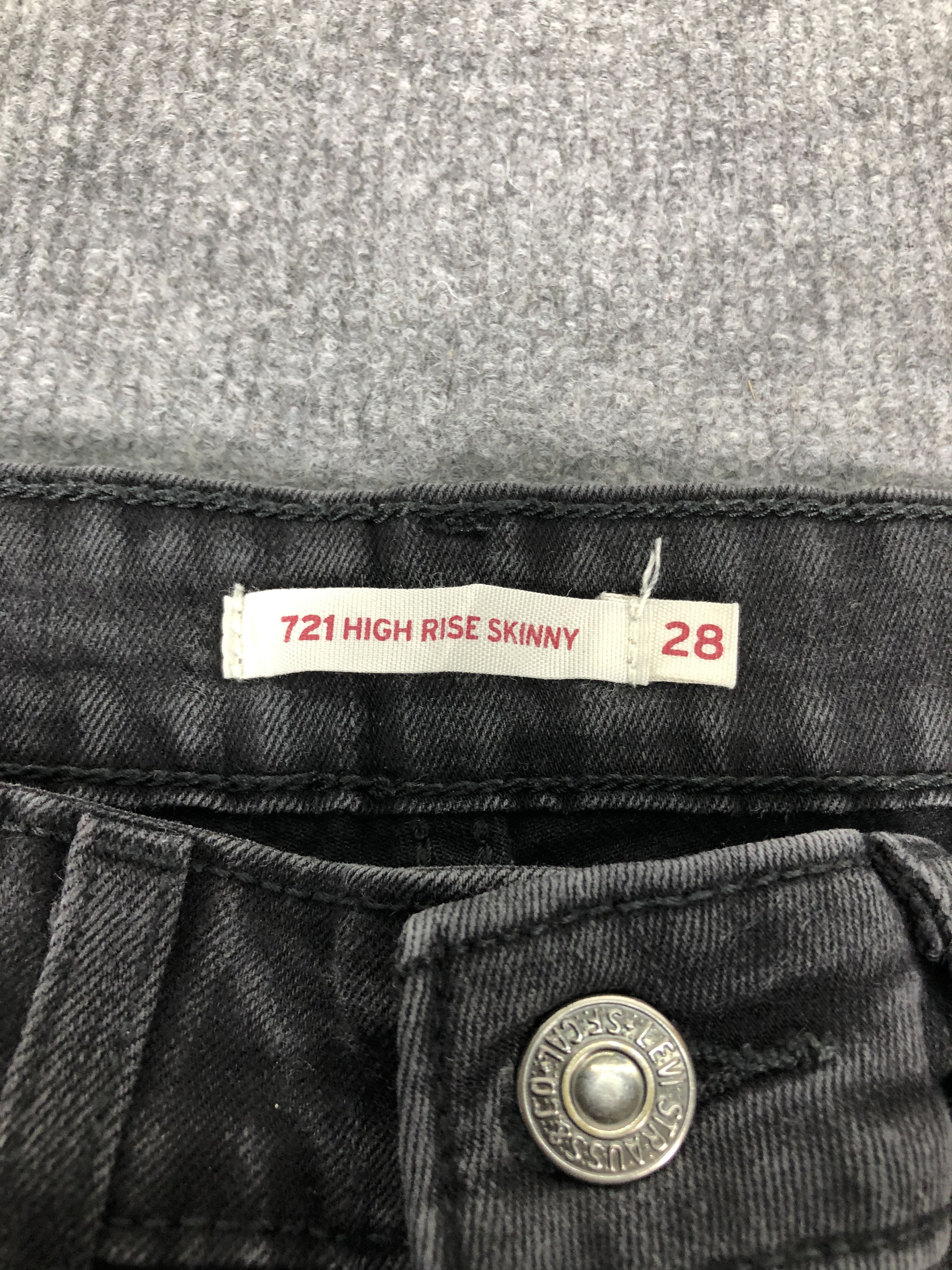 Levi's Levi's 721 High Rise Skinny Distress Jean Size 26" / US 2 / IT 38 - 12 Thumbnail
