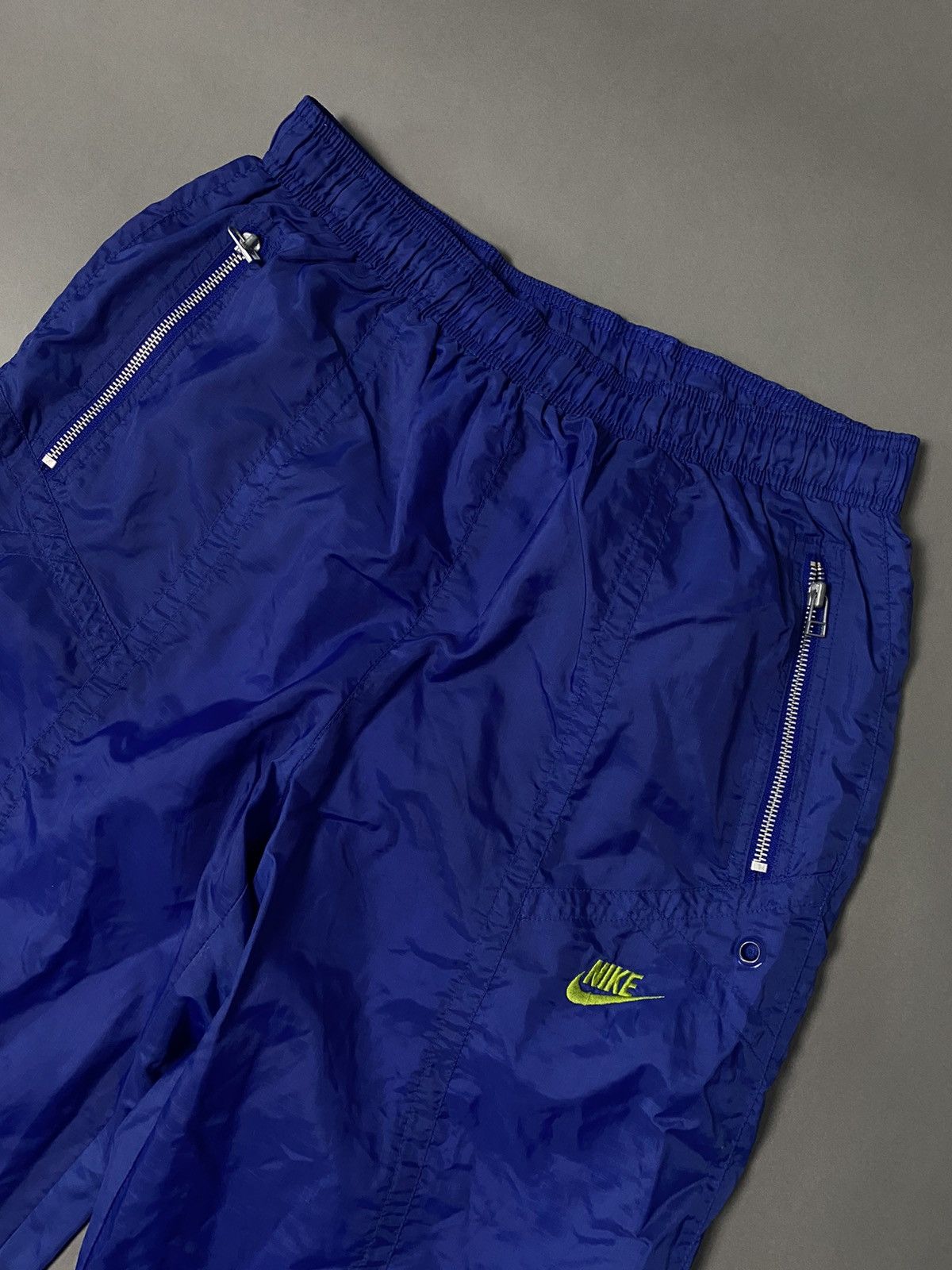 Nike 90s Nike vintage purple / green track pants small swoosh Size US 30 / EU 46 - 1 Thumbnail