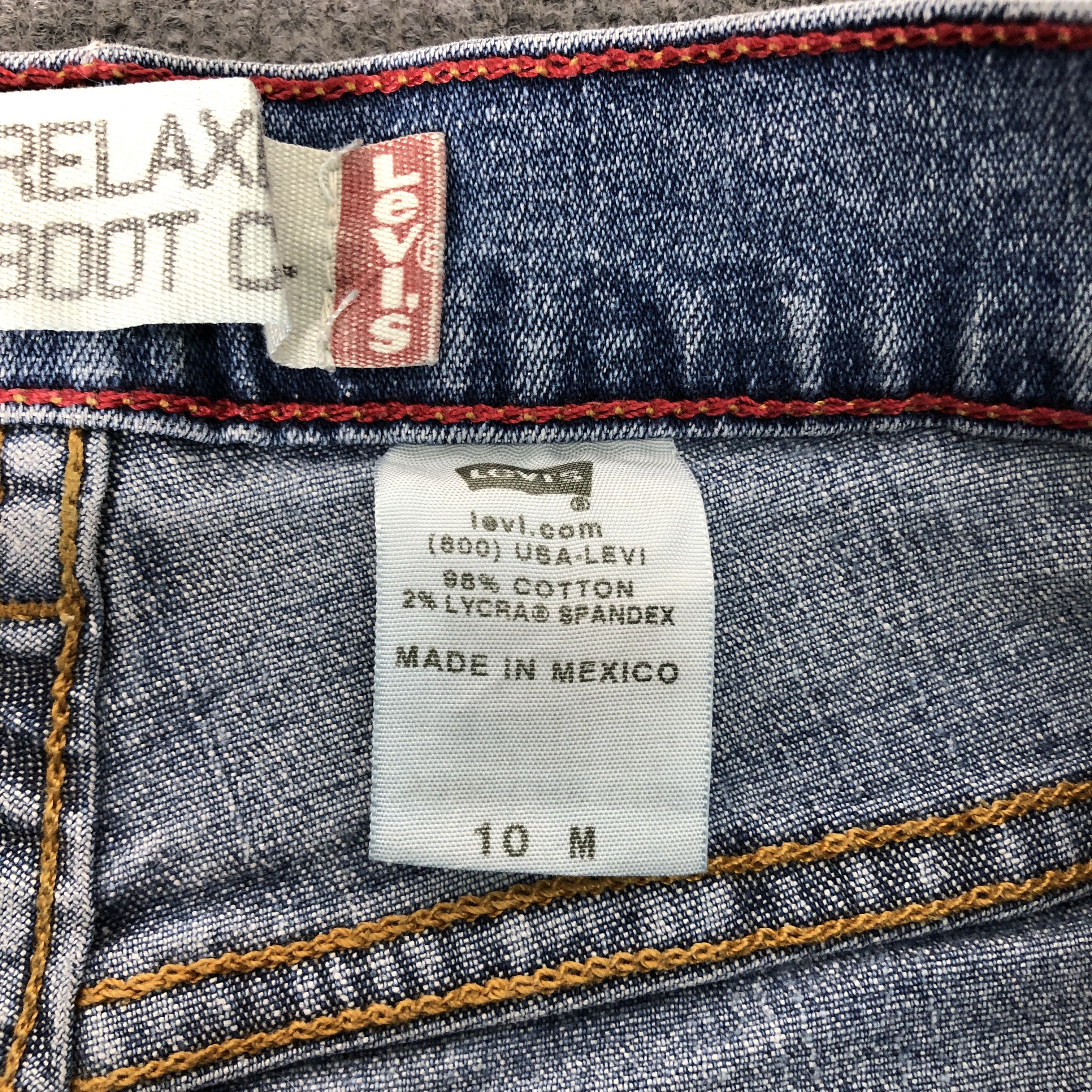 Levi's Vintage Y2K Levi's Classic Relax Boot Cut Jean Size 29" - 16 Thumbnail