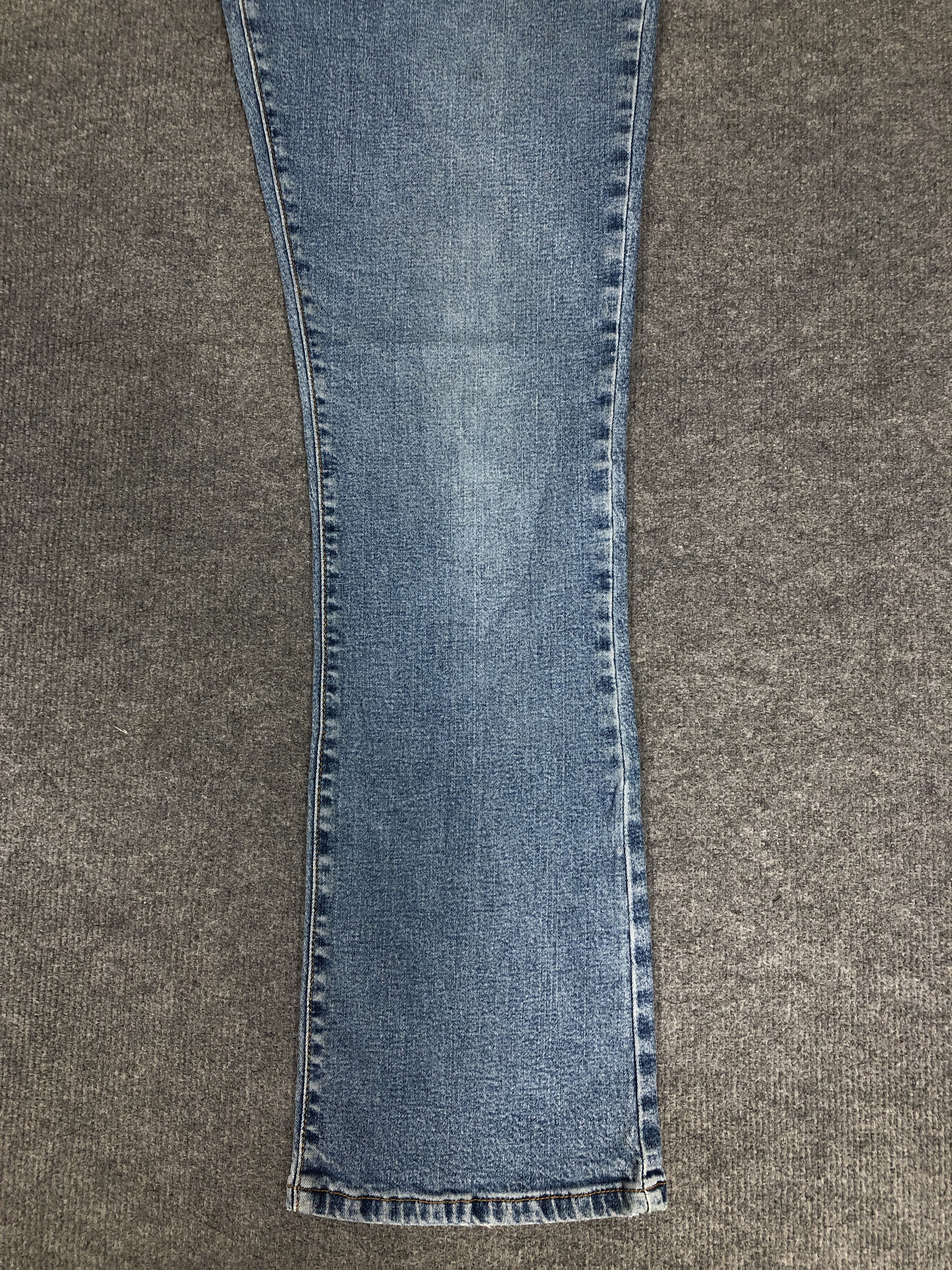 Levi's Vintage Y2K Levi's Classic Relax Boot Cut Jean Size 29" - 7 Thumbnail