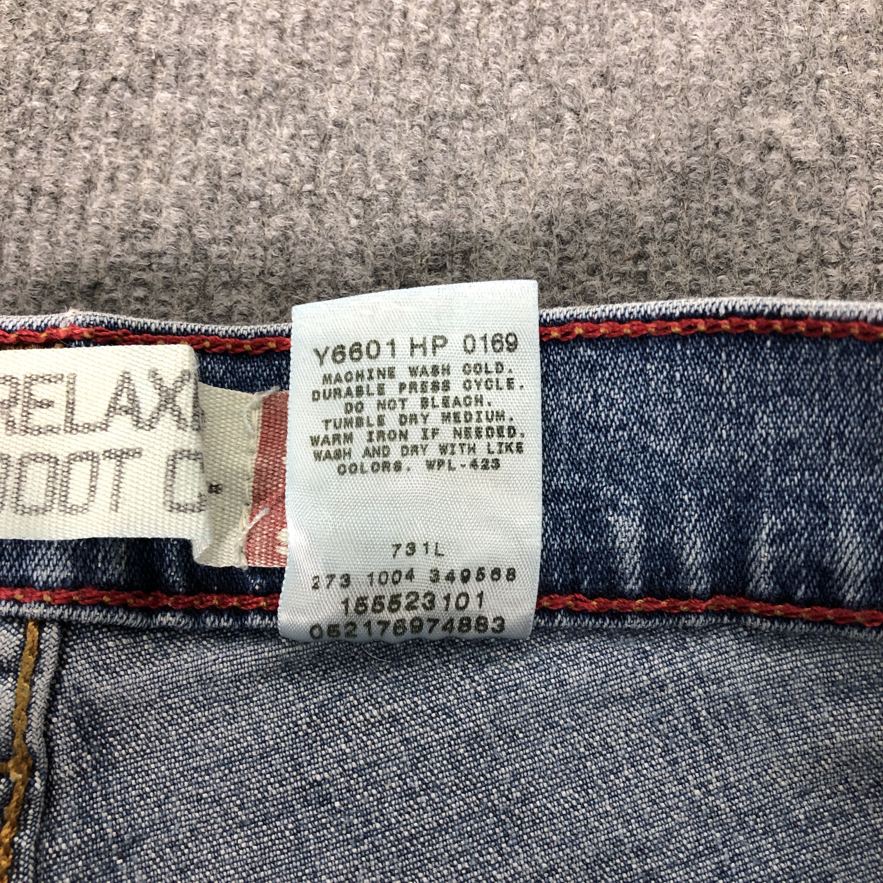 Levi's Vintage Y2K Levi's Classic Relax Boot Cut Jean Size 29" - 17 Thumbnail