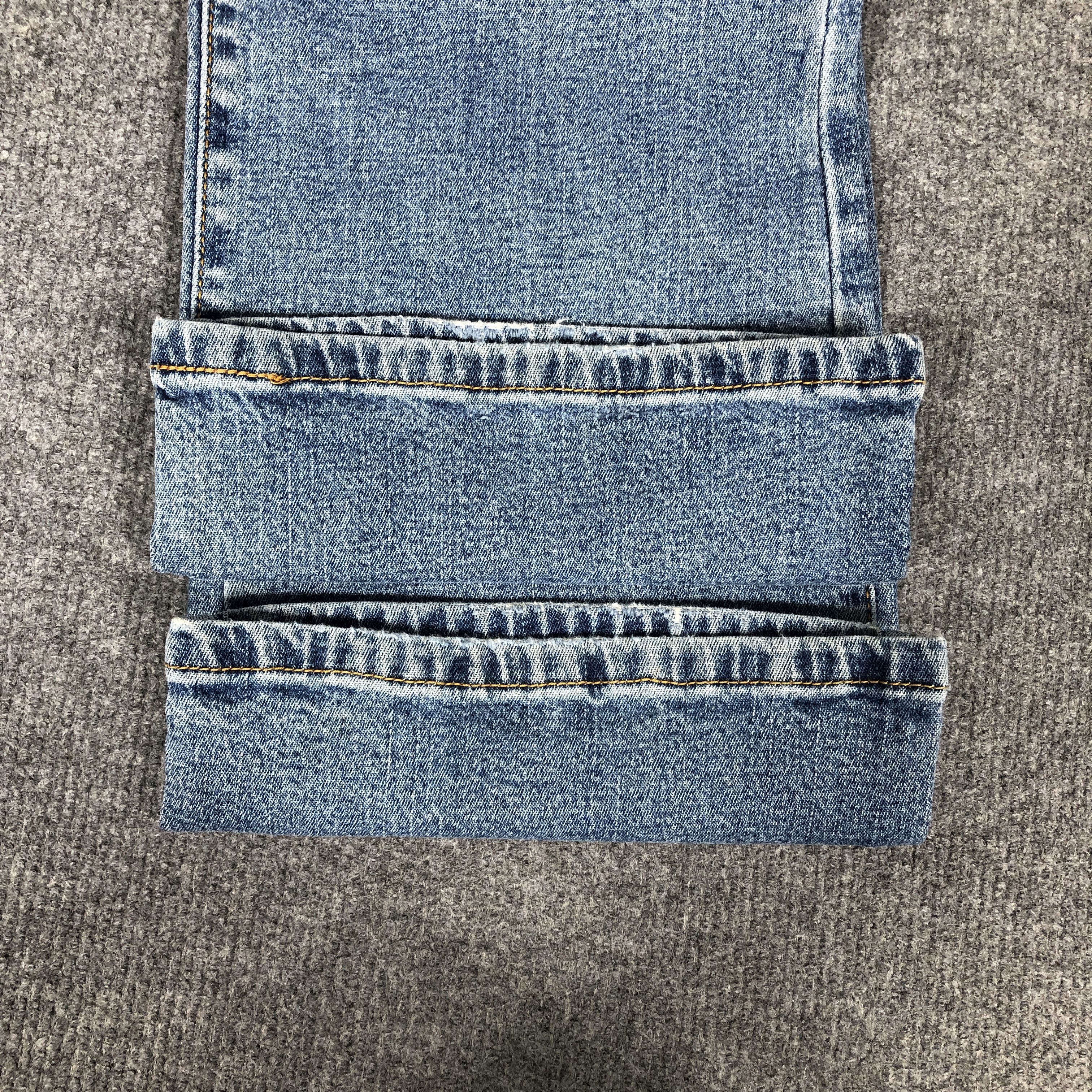 Levi's Vintage Y2K Levi's Classic Relax Boot Cut Jean Size 29" - 9 Thumbnail