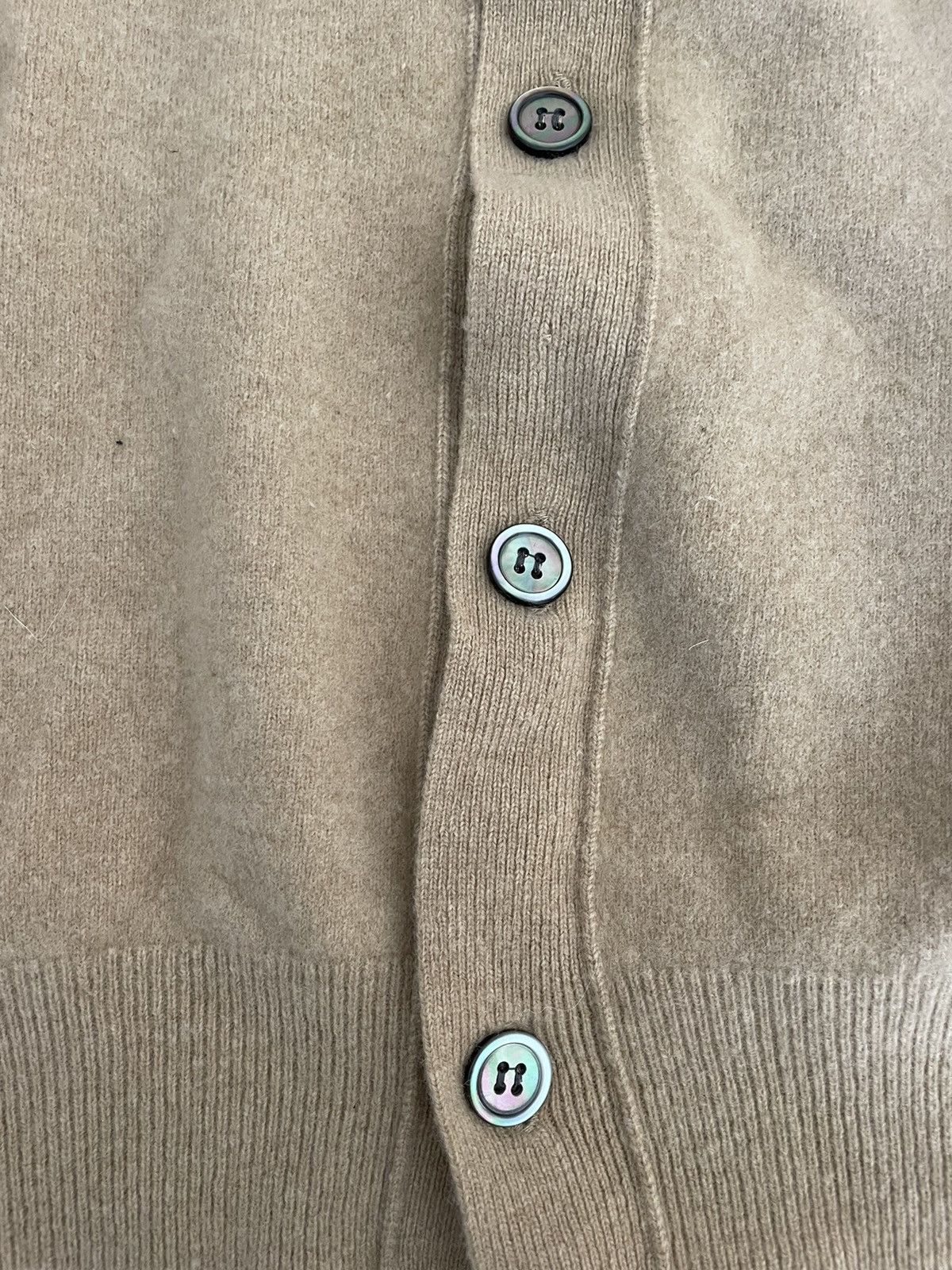 Comme des Garcons PLAY Comme des garcons camel wool cardigan Size US M / EU 48-50 / 2 - 3 Thumbnail