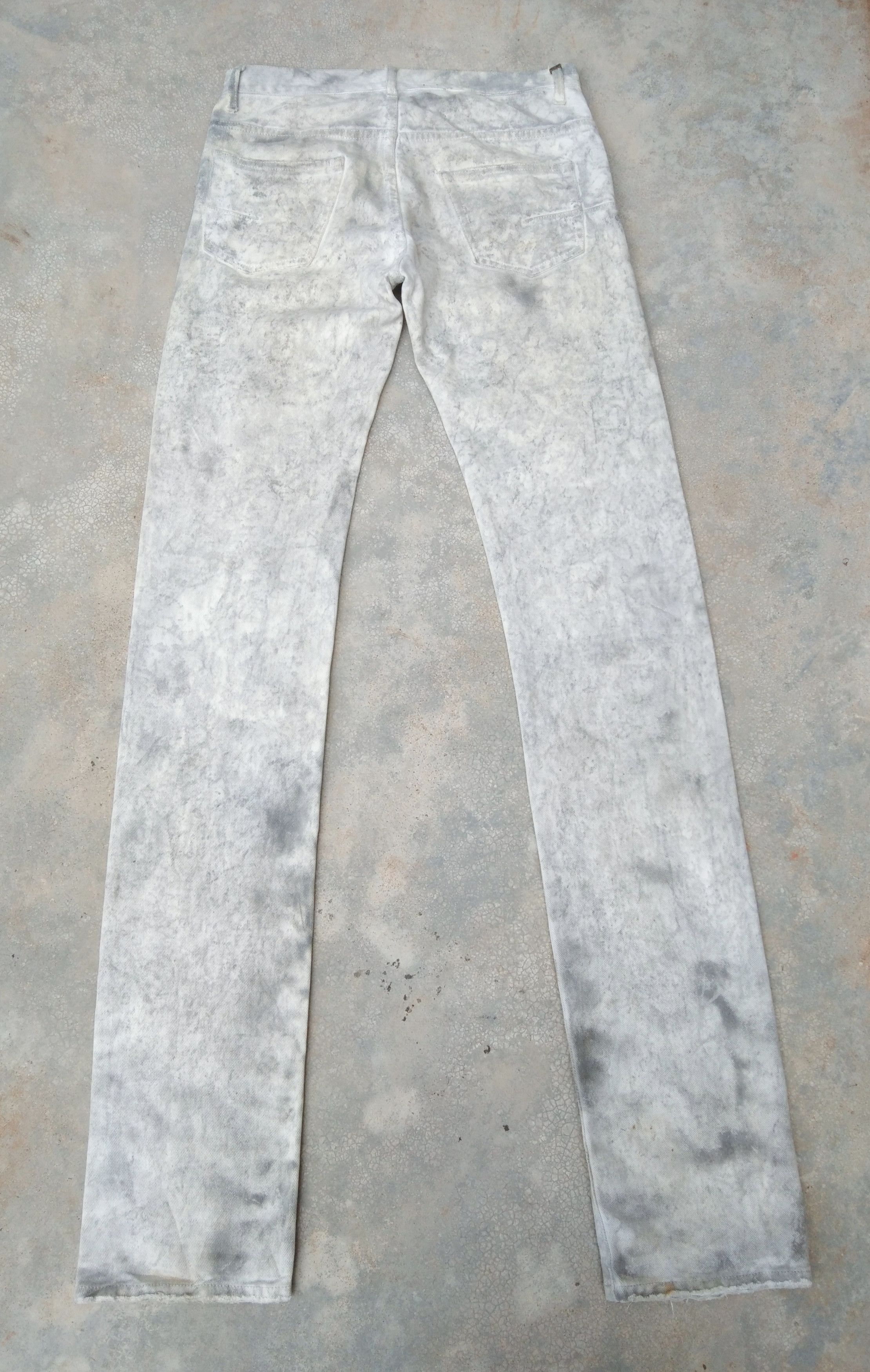 Dior Dior Homme SS06 Hedi Dirty Snow Grey Jeans 28x37 Size US 28 / EU 44 - 2 Thumbnail