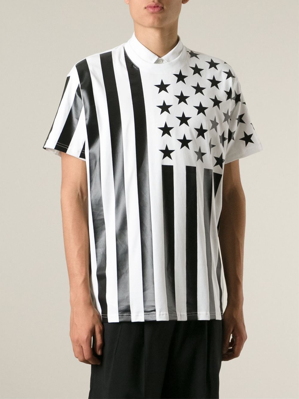 Givenchy Givenchy Stars Stripes Rottweiler Shark Oversized T-shirt Size US S / EU 44-46 / 1 - 2 Thumbnail