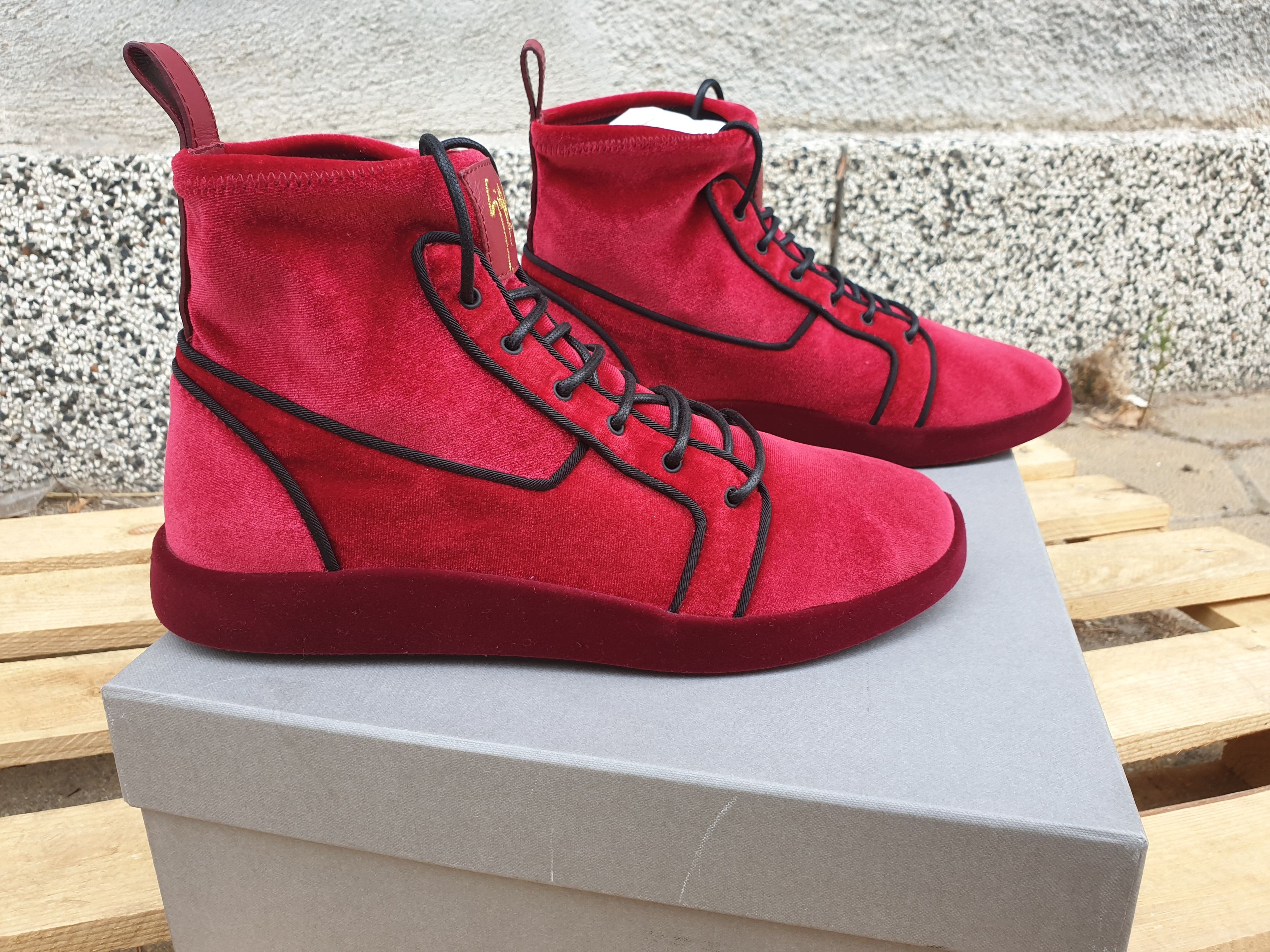 Giuseppe Zanotti $895 GIUSEPPE ZANOTTI Red Velvet Singles High Top Sneakers Size US 8 / EU 41 - 1 Thumbnail