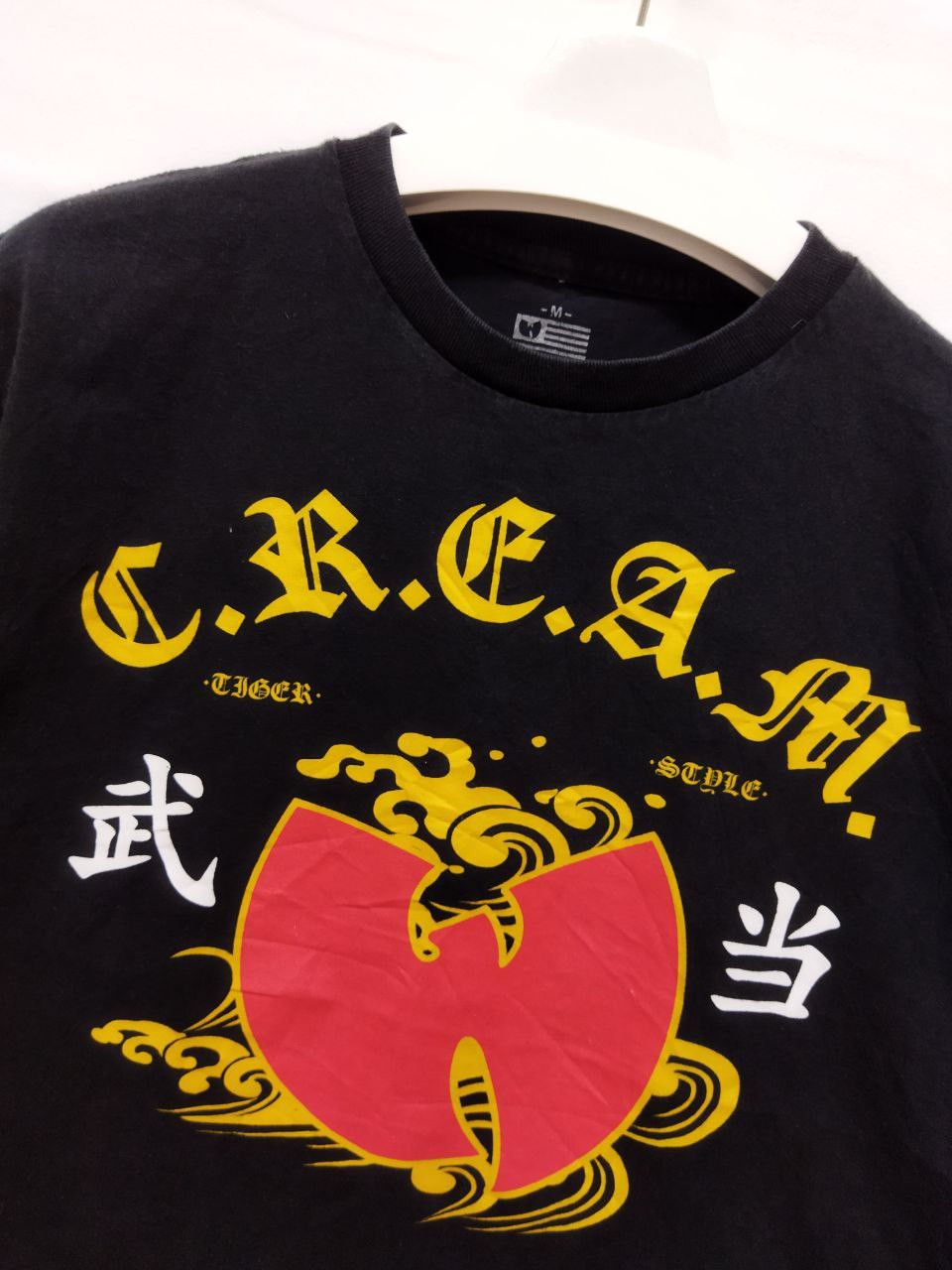 Rap Tees Wutang C.R.E.A.M Tshirt - Size M Size US M / EU 48-50 / 2 - 4 Thumbnail