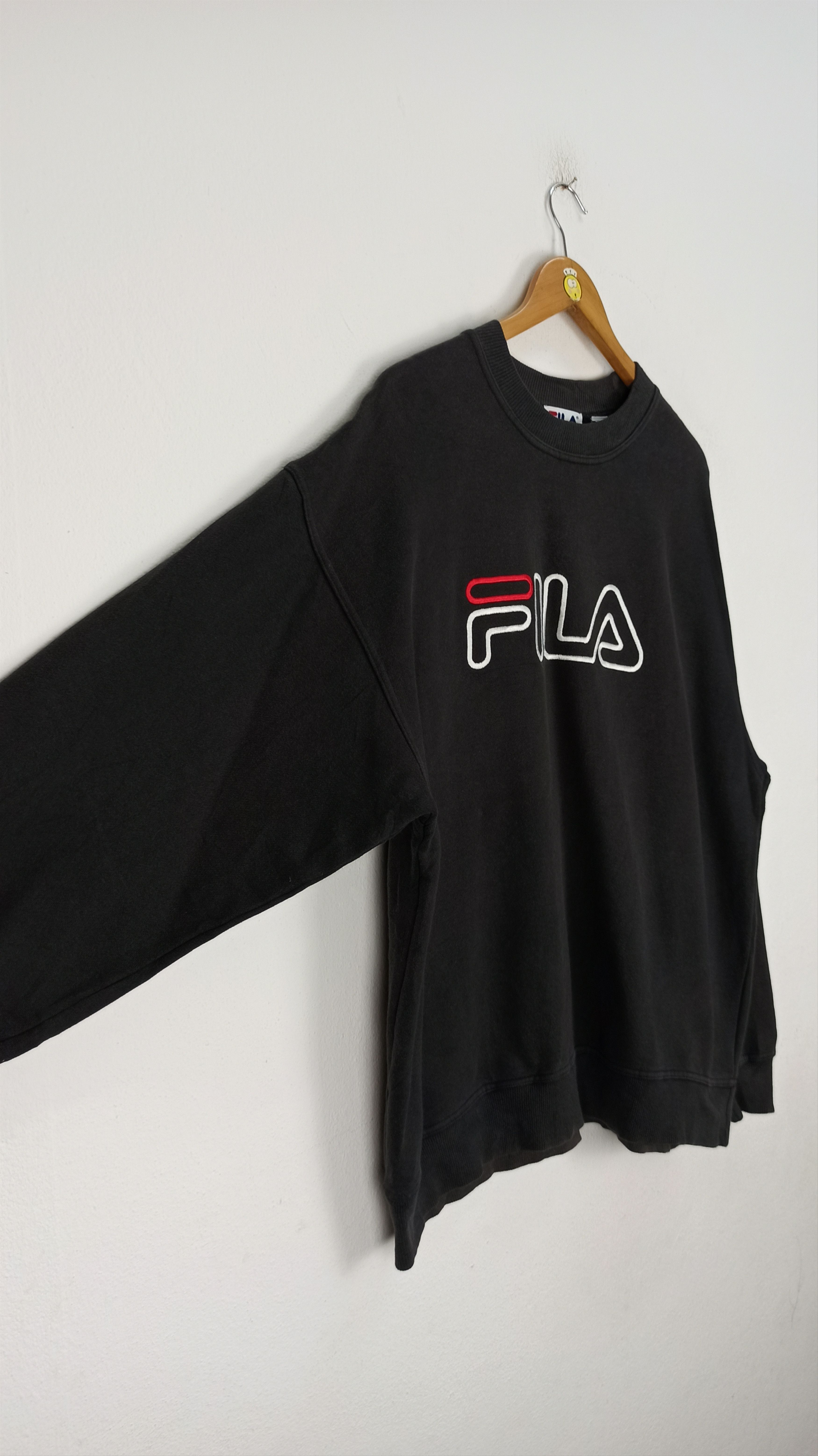 Fila Vintage Fila Sweatshirt Crewneck Jumper streetwear Size US L / EU 52-54 / 3 - 3 Thumbnail