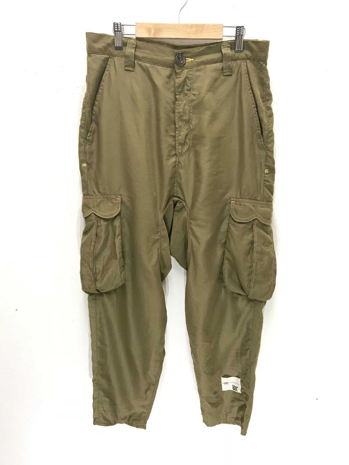 Frapbois Frapbois Cargo Cropped Style Thin Materials Loose Size US 30 / EU 46 - 1 Thumbnail