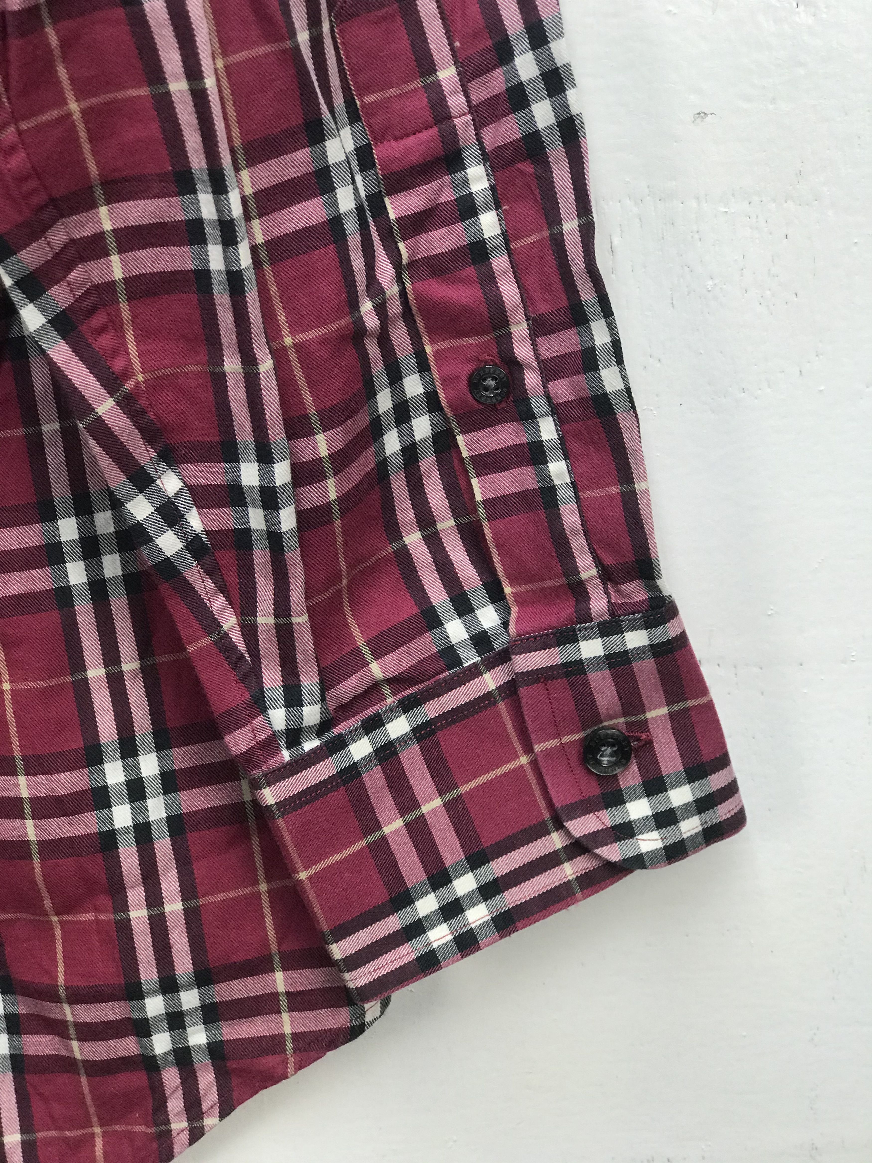 Burberry BURBERRY NOVA CHECK SHIRT Size US M / EU 48-50 / 2 - 5 Thumbnail