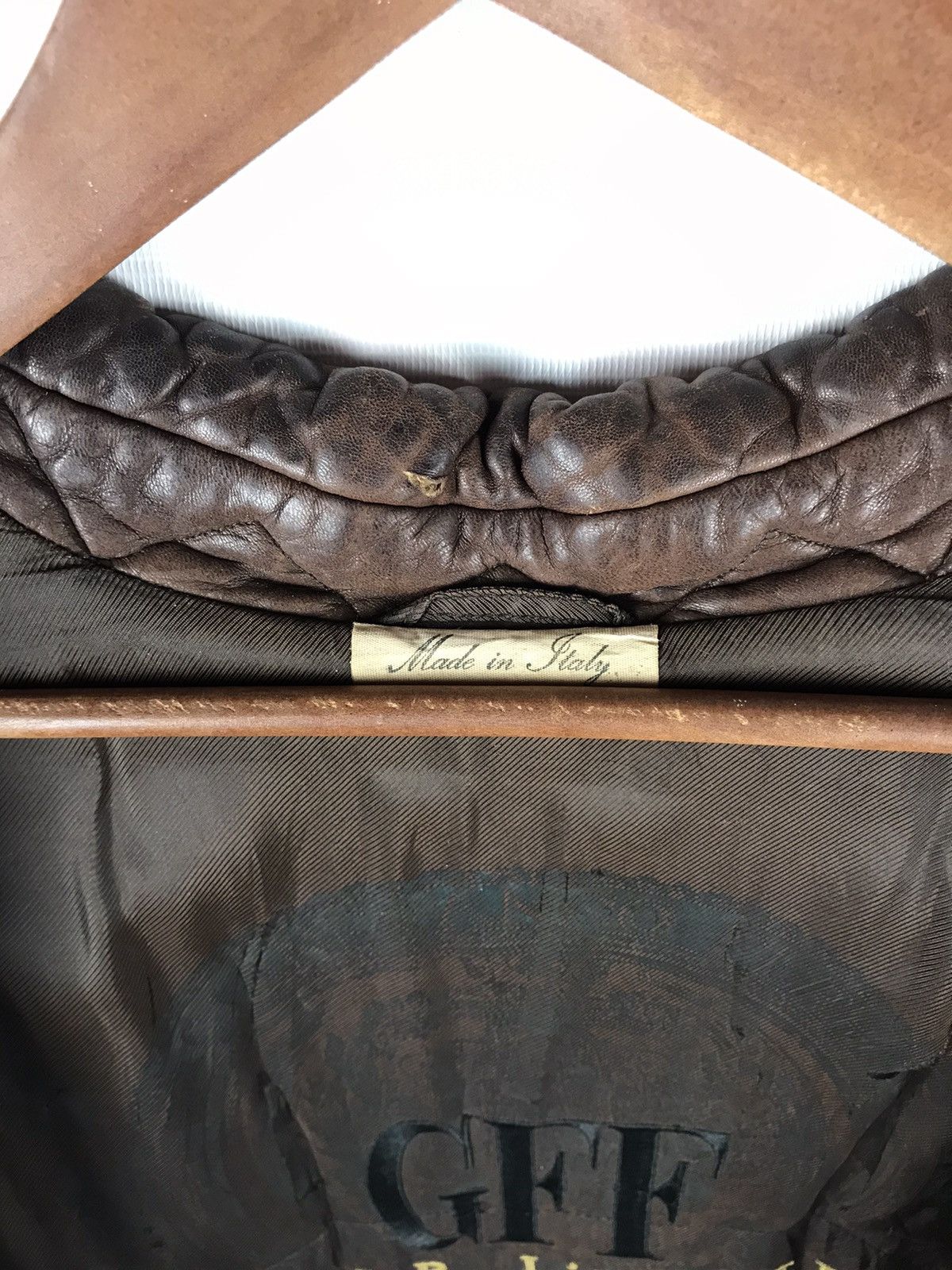 Gianfranco Ferre × Vintage Metal patch GFF Gianfranco Ferre vintage leather jacket Size US M / EU 48-50 / 2 - 10 Thumbnail