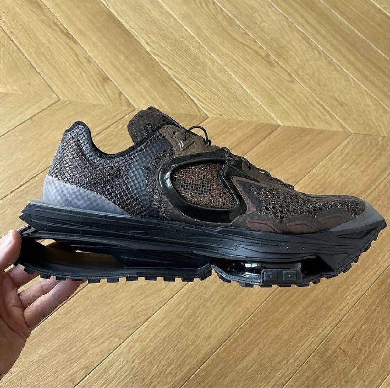 MMW × Nike MMW X NIKE ZOOM 004 Size US 12 / EU 45 - 2 Thumbnail