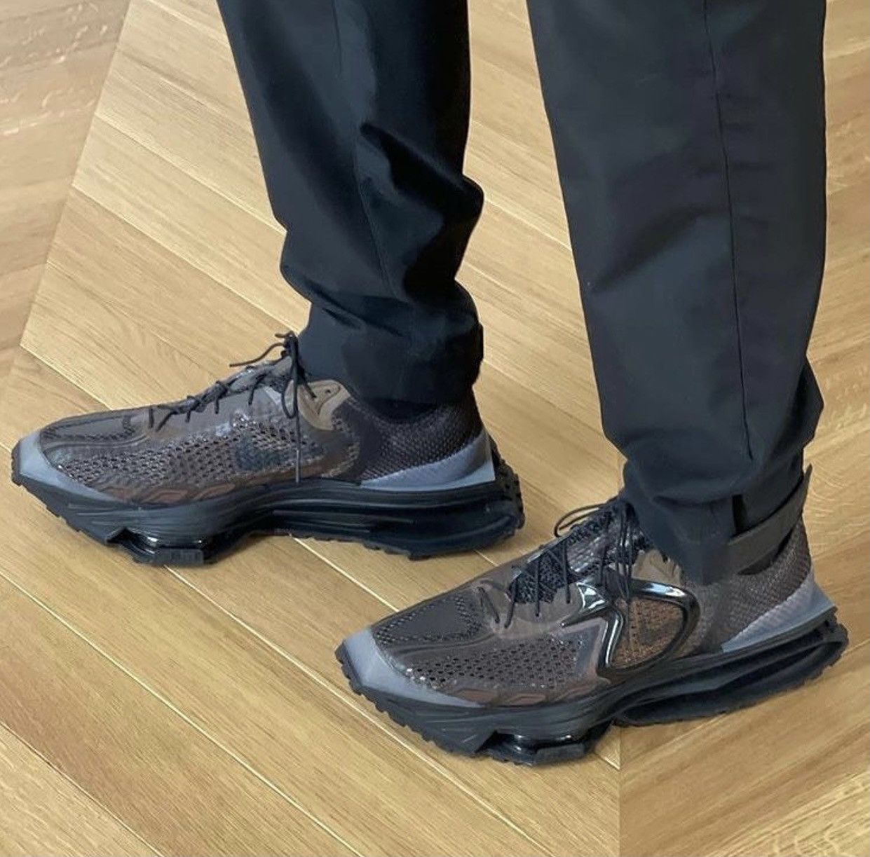 MMW × Nike MMW X NIKE ZOOM 004 Size US 12 / EU 45 - 4 Thumbnail