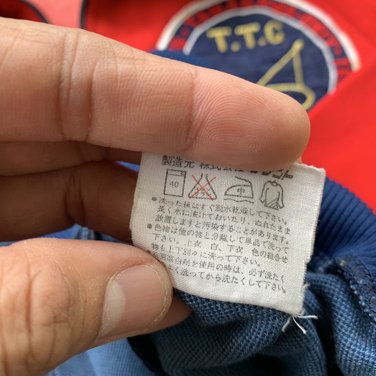 Adidas Adidas vintage 1976 Tamagawa University patch Size US M / EU 48-50 / 2 - 17 Thumbnail