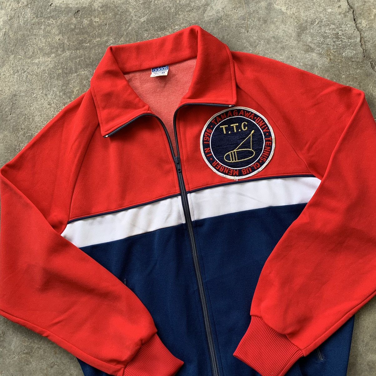 Adidas Adidas vintage 1976 Tamagawa University patch Size US M / EU 48-50 / 2 - 10 Thumbnail