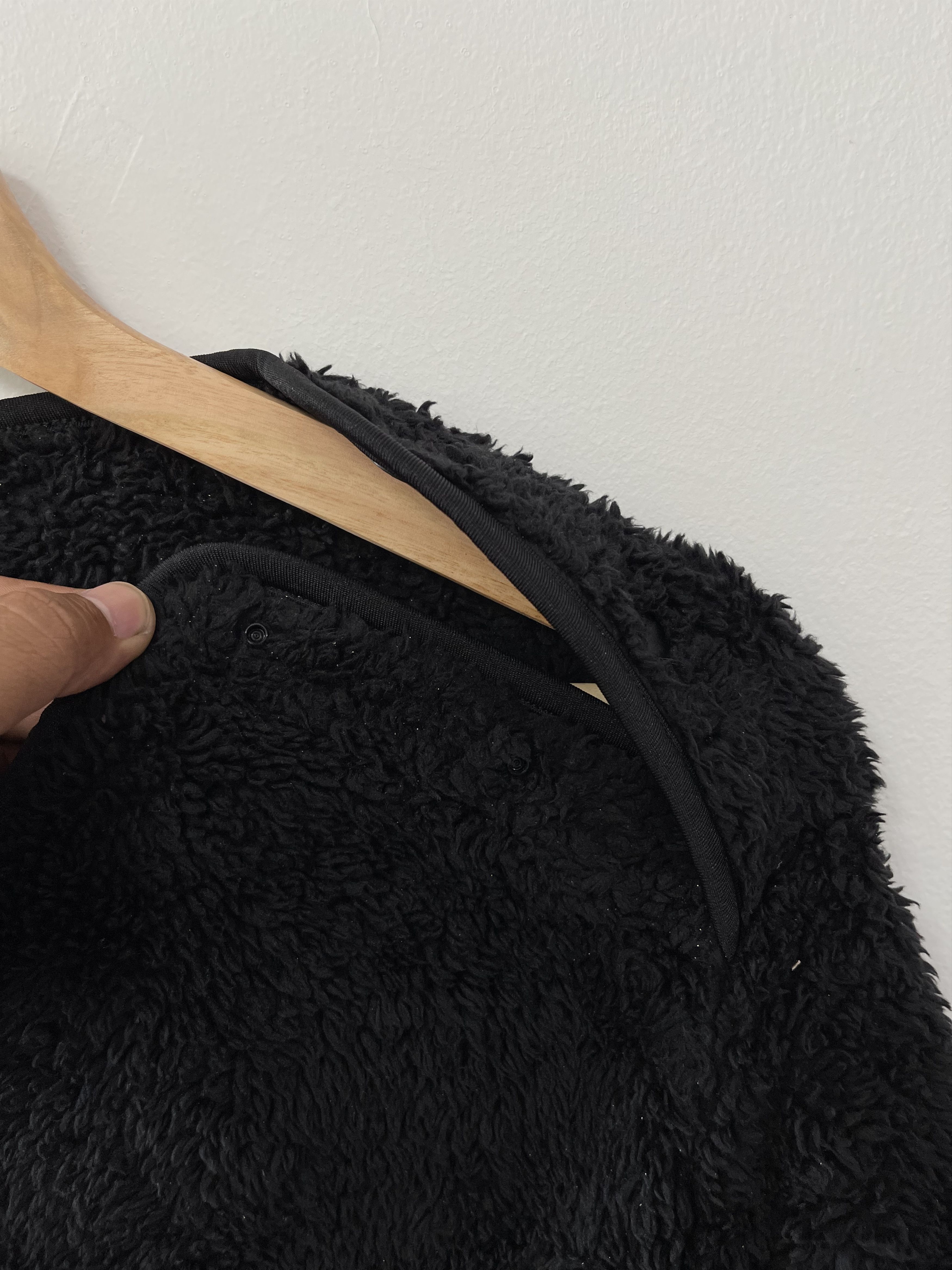 Japanese Brand × Uniqlo × Vintage Japanese Brand Uniqlo sherpa Rare Design Sweatshirt Size US S / EU 44-46 / 1 - 3 Thumbnail