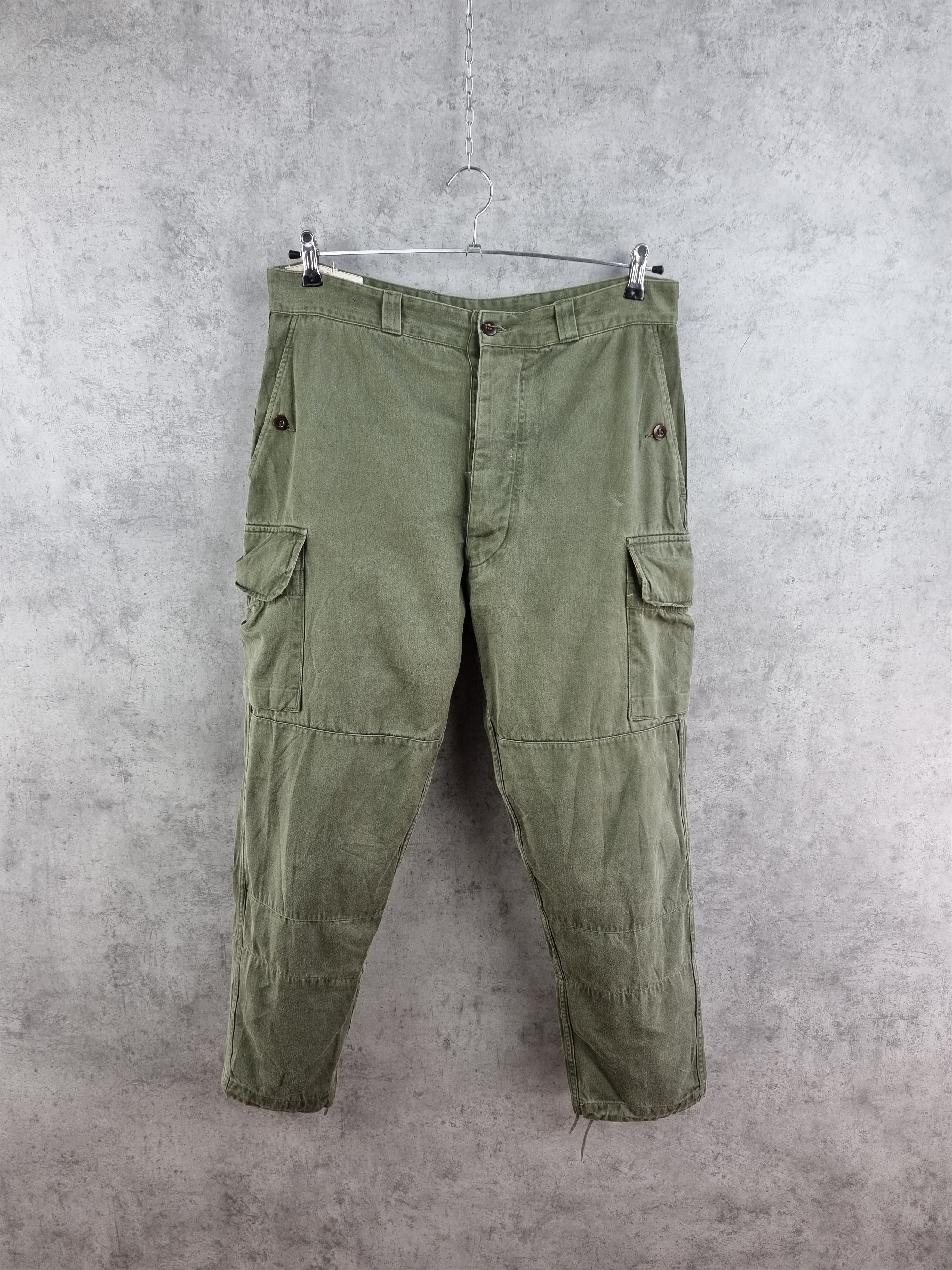 Japanese Brand 1968 Faded Double Knees Military Cargo Vintage Pants Size US 32 / EU 48 - 15 Thumbnail