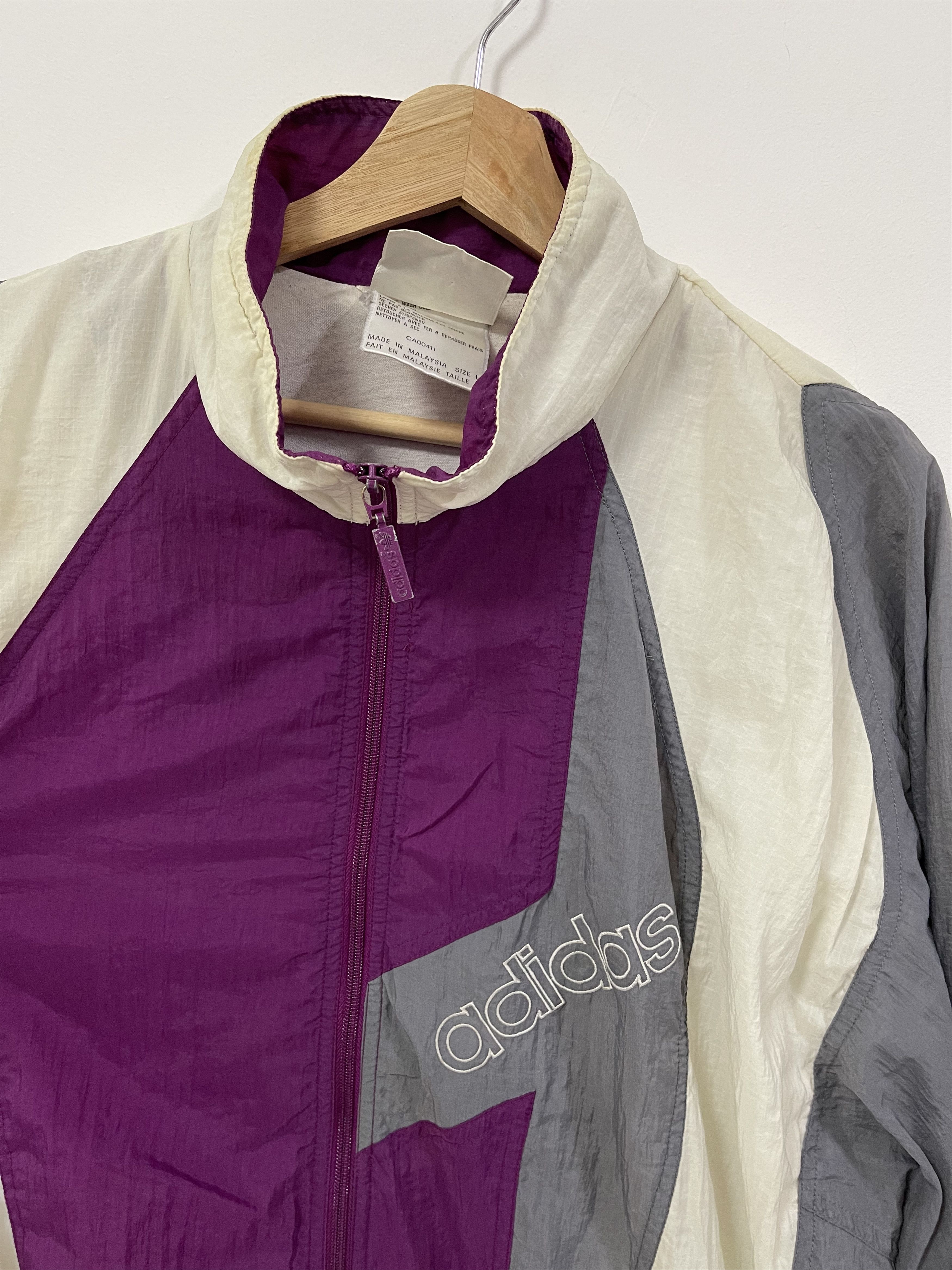 Adidas Vintage Adidas Trefoil Mini Logo Colourblock Windbreaker Size US L / EU 52-54 / 3 - 2 Thumbnail