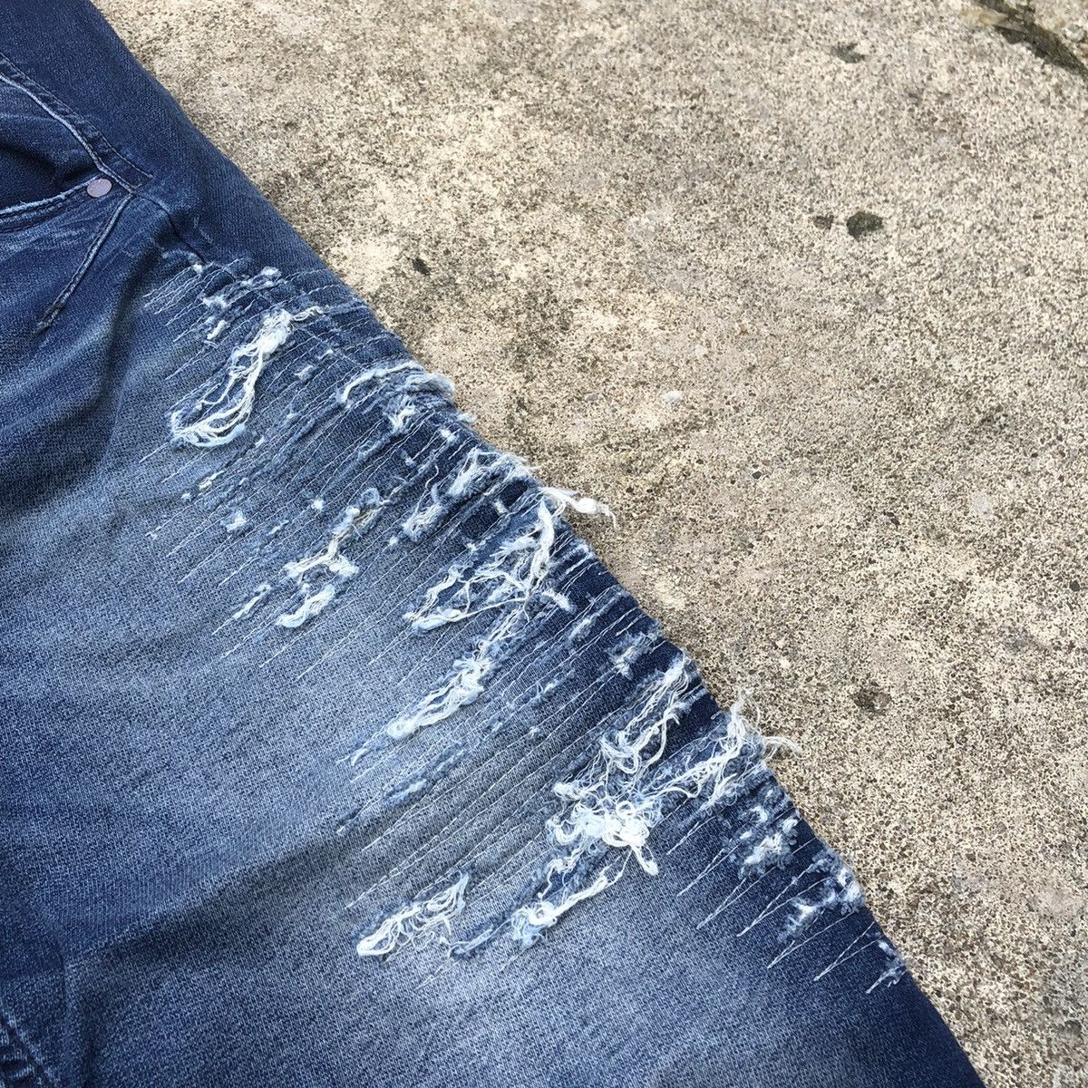 Designer × Diesel × Vintage 🔥Rare🔥Diesel Distress Sashiko Styles Curve Sweat Denim Pants Size US 28 / EU 44 - 9 Thumbnail