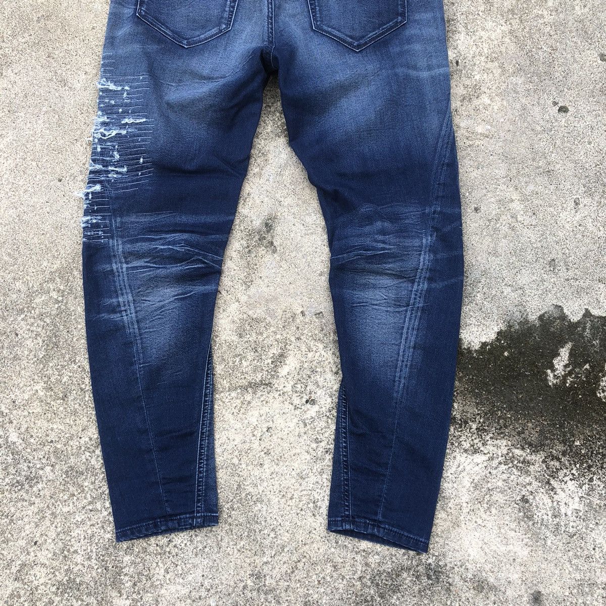Designer × Diesel × Vintage 🔥Rare🔥Diesel Distress Sashiko Styles Curve Sweat Denim Pants Size US 28 / EU 44 - 6 Thumbnail