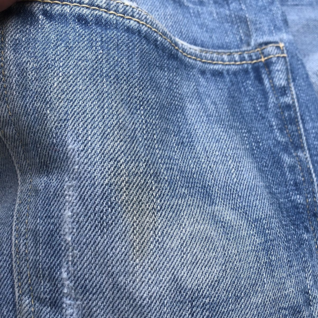 Japanese Brand × URBAN RESEARCH DOORS 🔥Rare🔥🇯🇵Urban Research Stoned Wash Distress Denim Jeans Size US 31 - 13 Thumbnail
