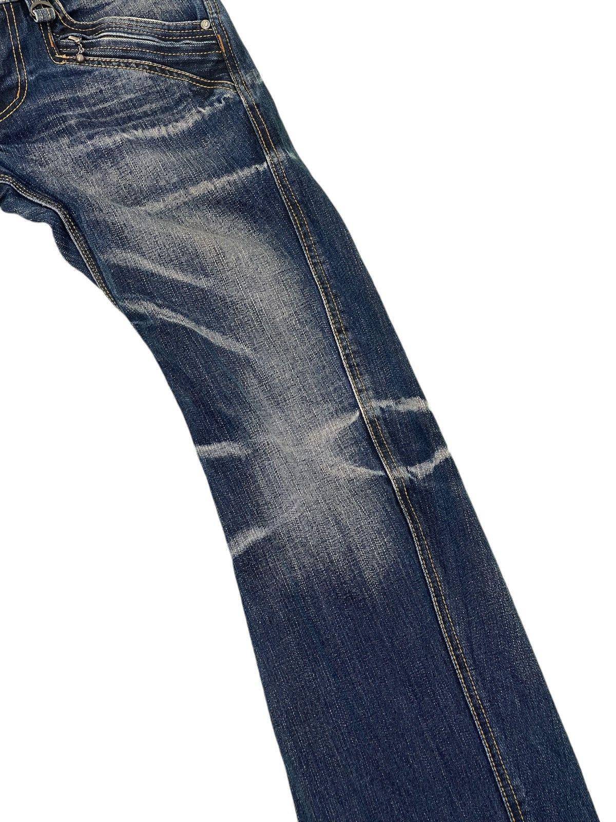 HIDEAWAYS Flare Jeans Nicole Denim Acid Wash Curve Leg Boot Cut 1🟦3 Size US 29 - 7 Thumbnail